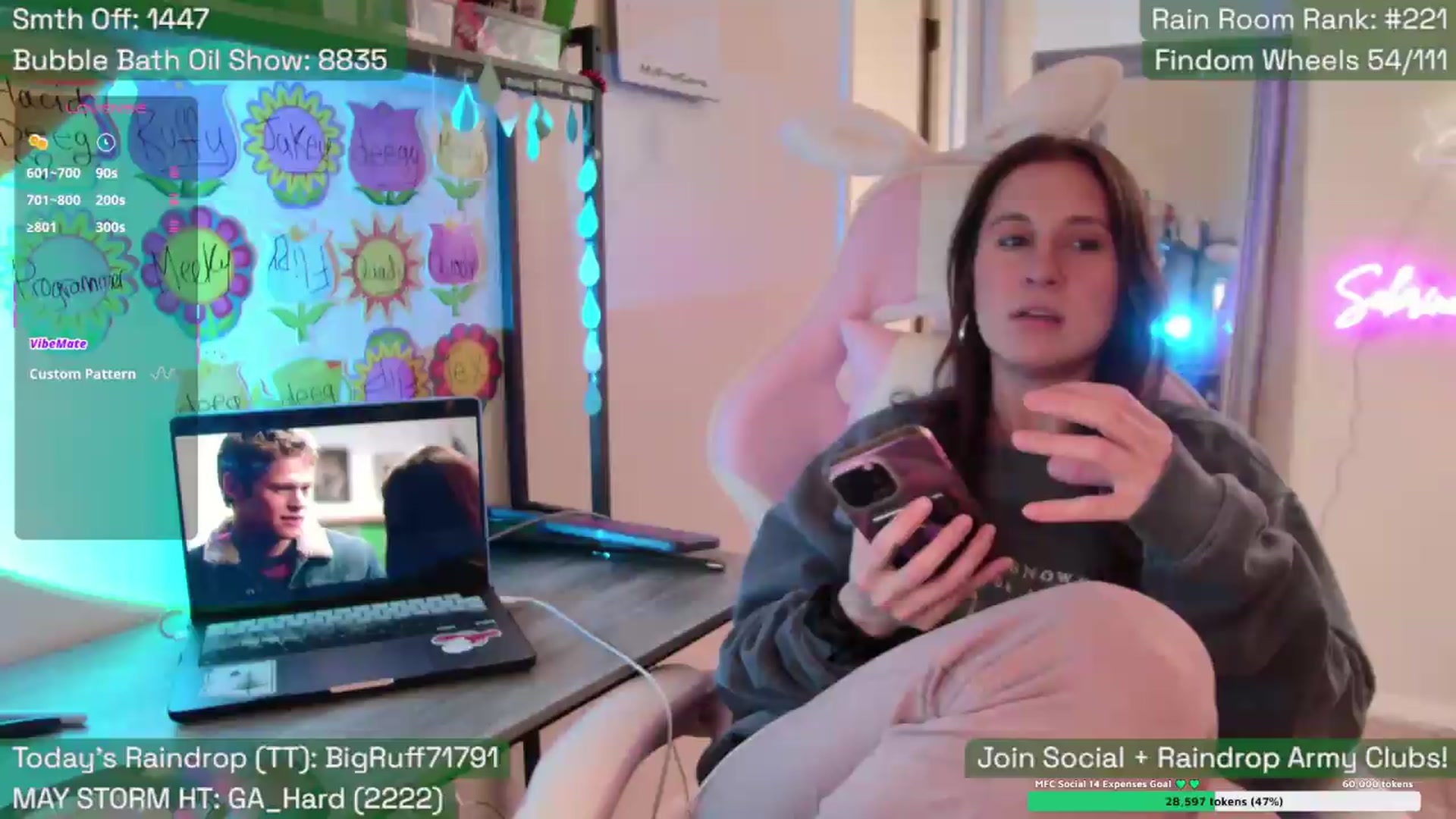 Gallery image thumbnail from SabrinaRain's myfreecams stream on, 05/13/2026, 24:29 image 18 of 20