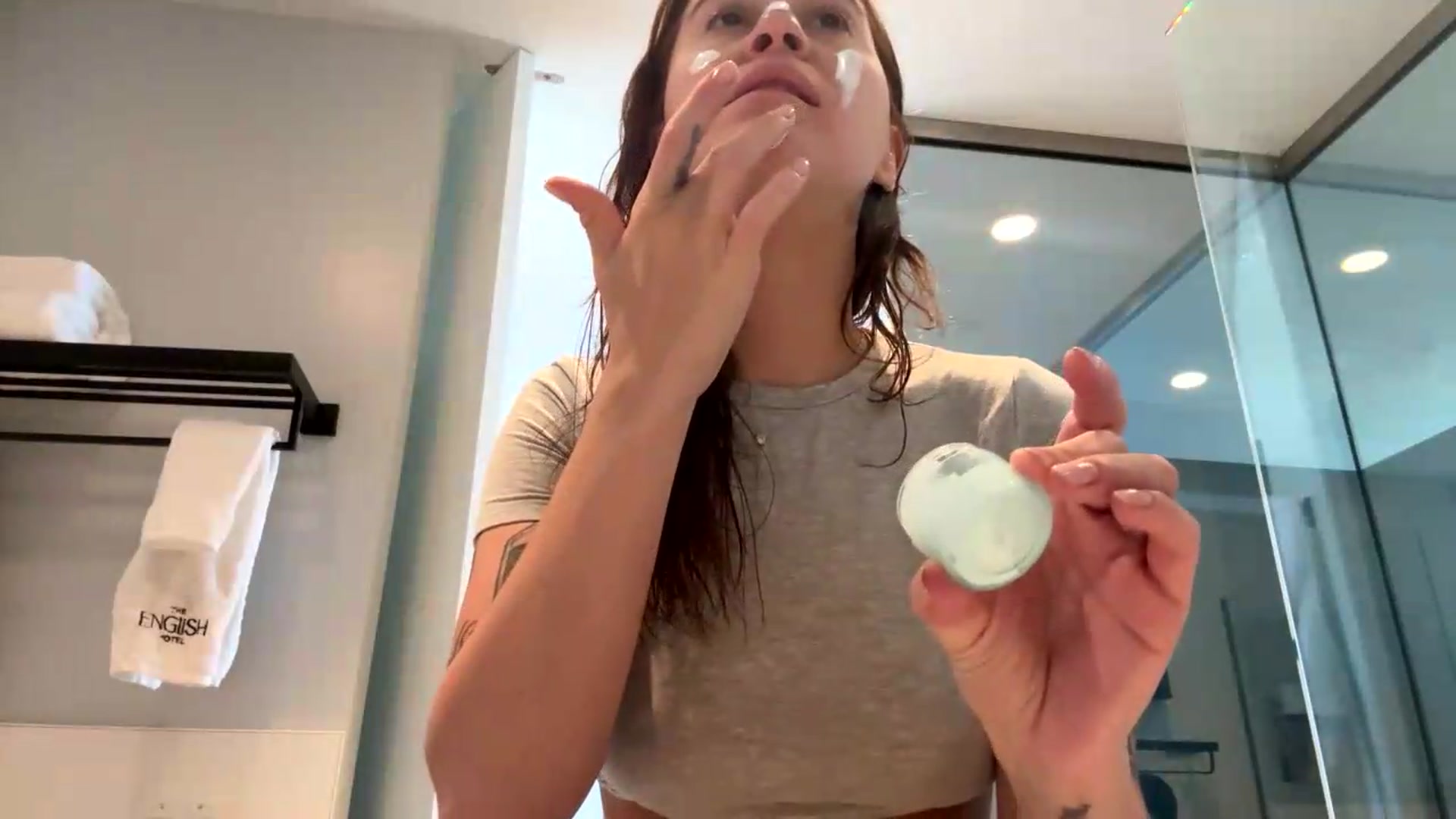 Gallery image thumbnail from SabrinaRain's myfreecams stream on, 05/20/2026, 19:22 image 7 of 20