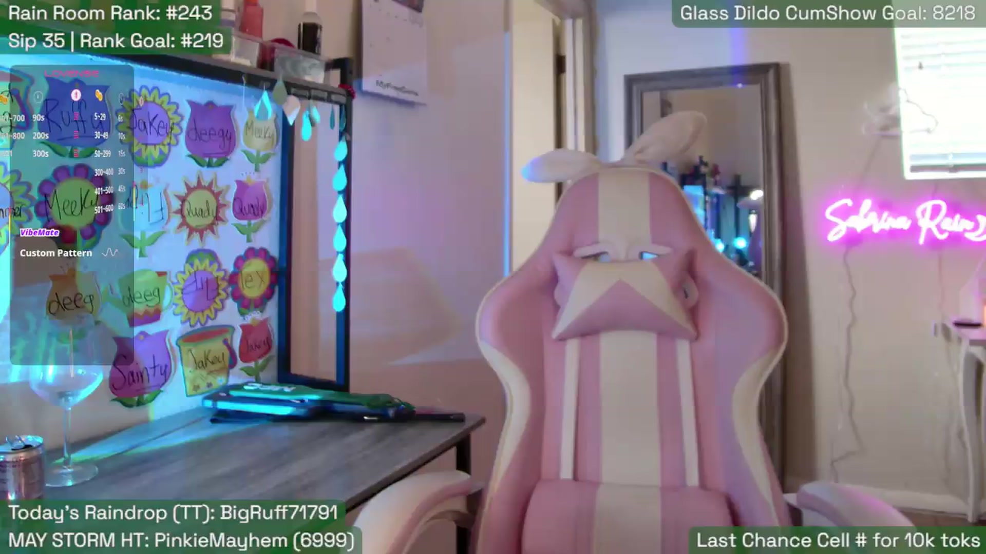 Gallery image thumbnail from SabrinaRain's myfreecams stream on, 05/31/2026, 24:47 image 14 of 20