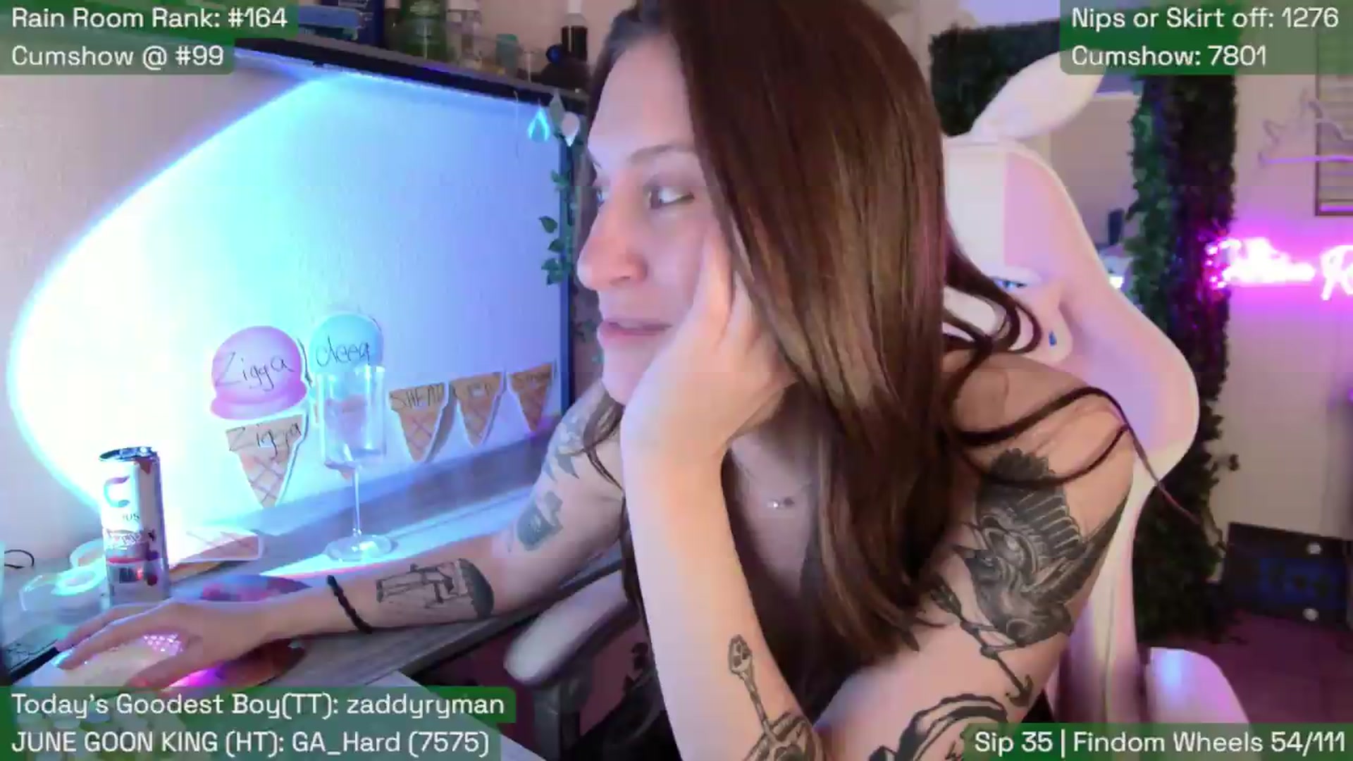 Gallery image thumbnail from SabrinaRain's myfreecams stream on, 06/06/2026, 08:40 image 1 of 20
