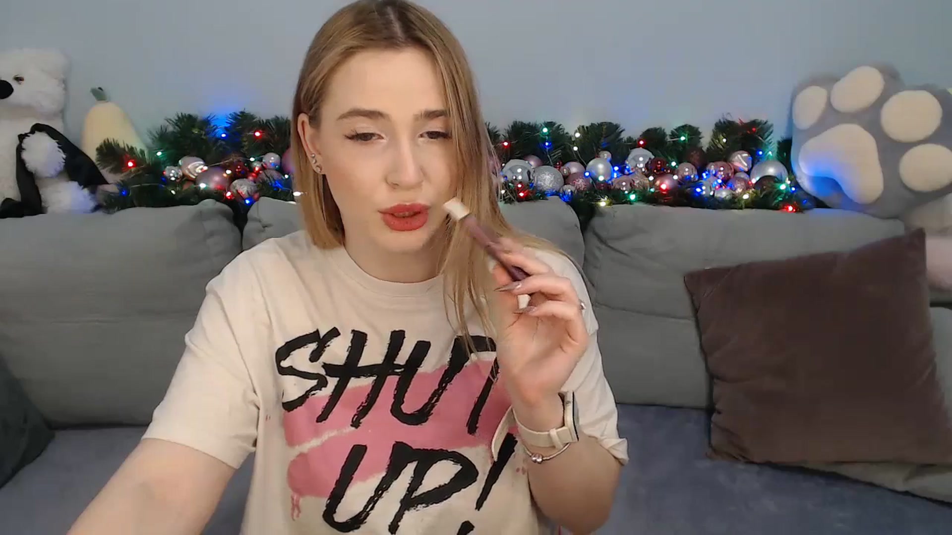 Gallery image thumbnail from SabrinaViolet's myfreecams stream on, 12/16/2023, 10:12 image 9 of 20