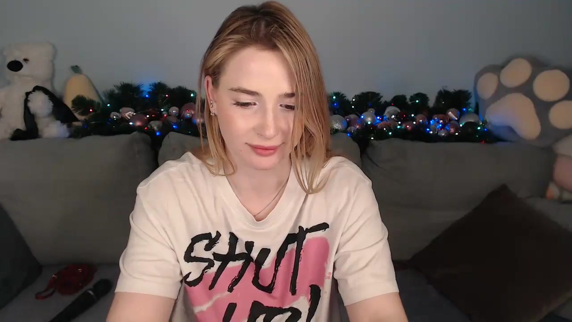 Gallery image thumbnail from SabrinaViolet's myfreecams stream on, 12/16/2023, 14:57 image 19 of 20