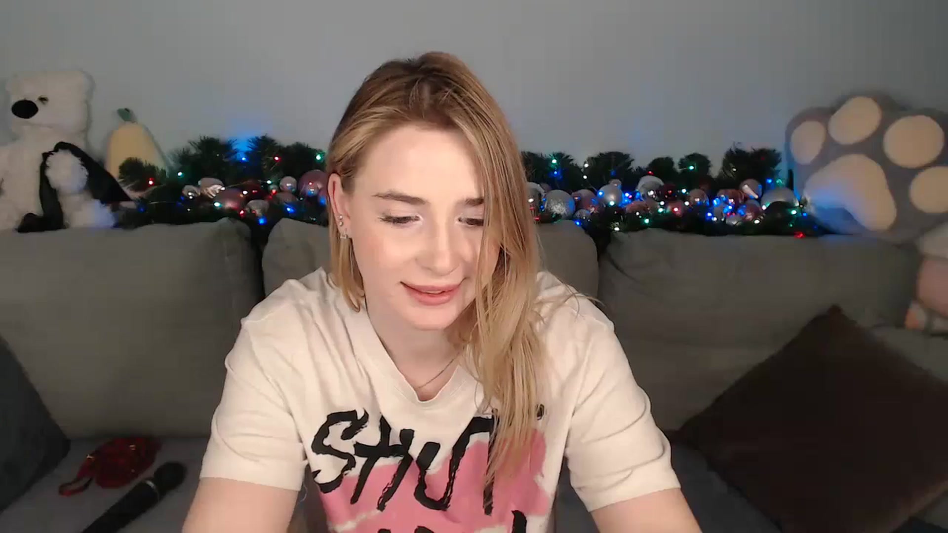 Gallery image thumbnail from SabrinaViolet's myfreecams stream on, 12/16/2023, 14:57 image 17 of 20