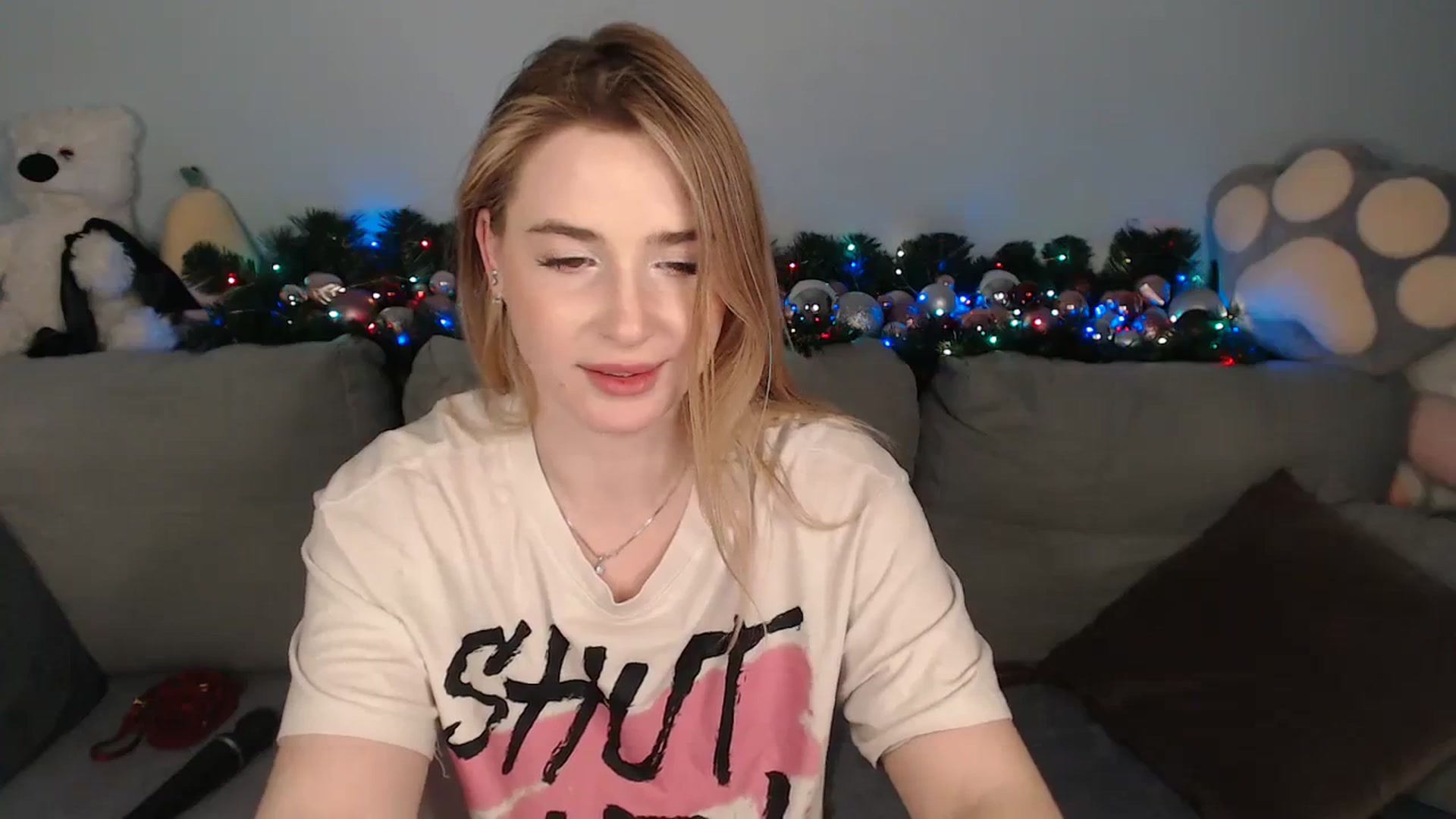 Gallery image thumbnail from SabrinaViolet's myfreecams stream on, 12/16/2023, 14:57 image 12 of 20