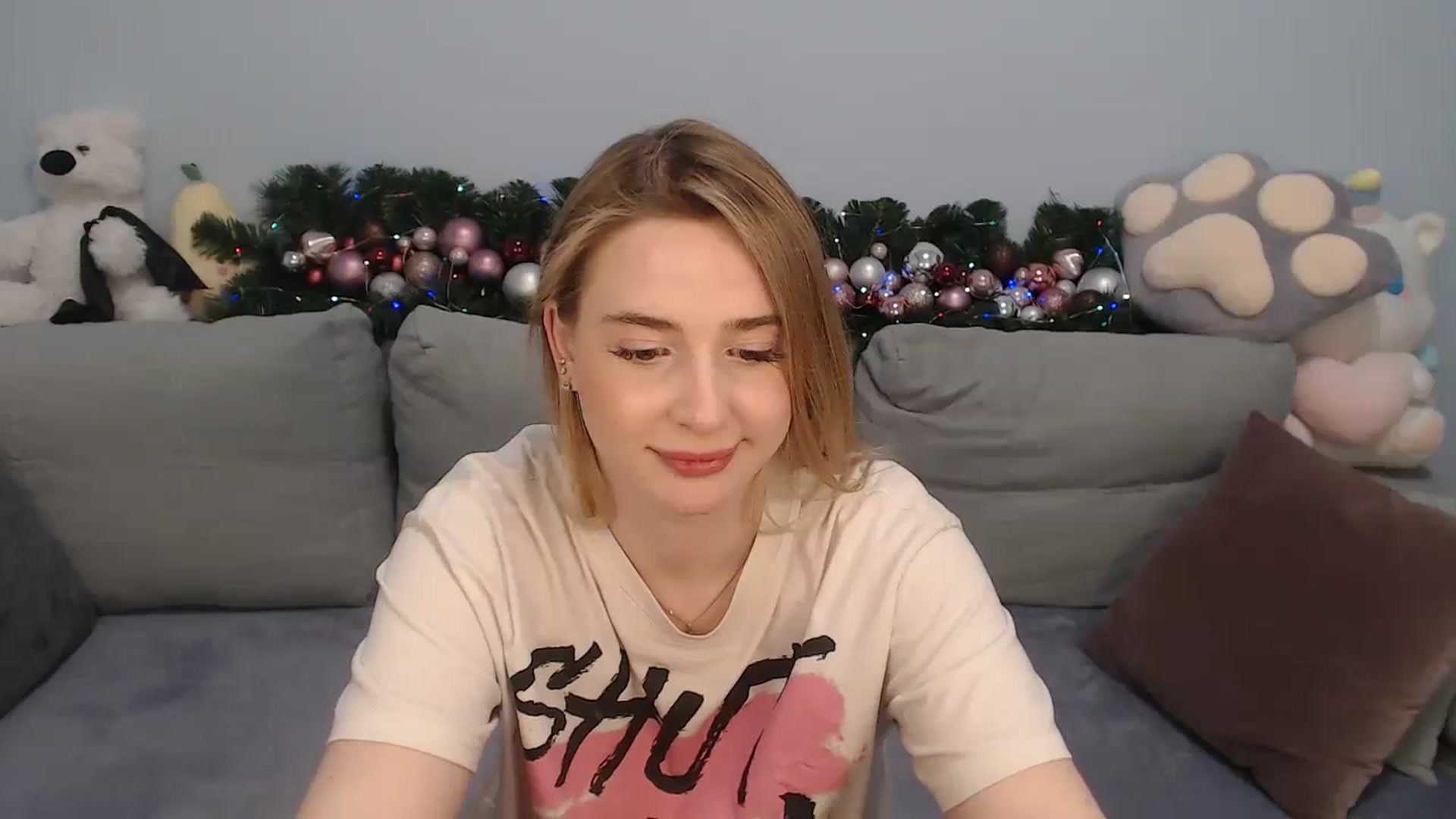 Gallery image thumbnail from SabrinaViolet's myfreecams stream on, 12/19/2023, 14:45 image 20 of 20