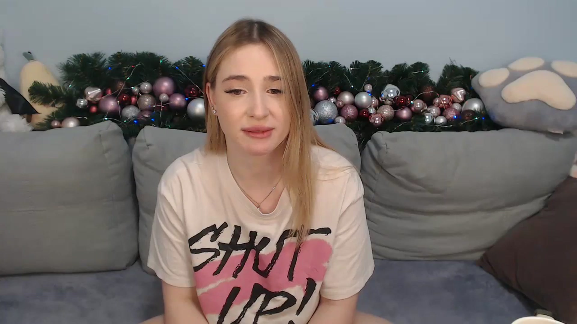 Gallery image thumbnail from SabrinaViolet's myfreecams stream on, 12/24/2023, 14:25 image 20 of 20