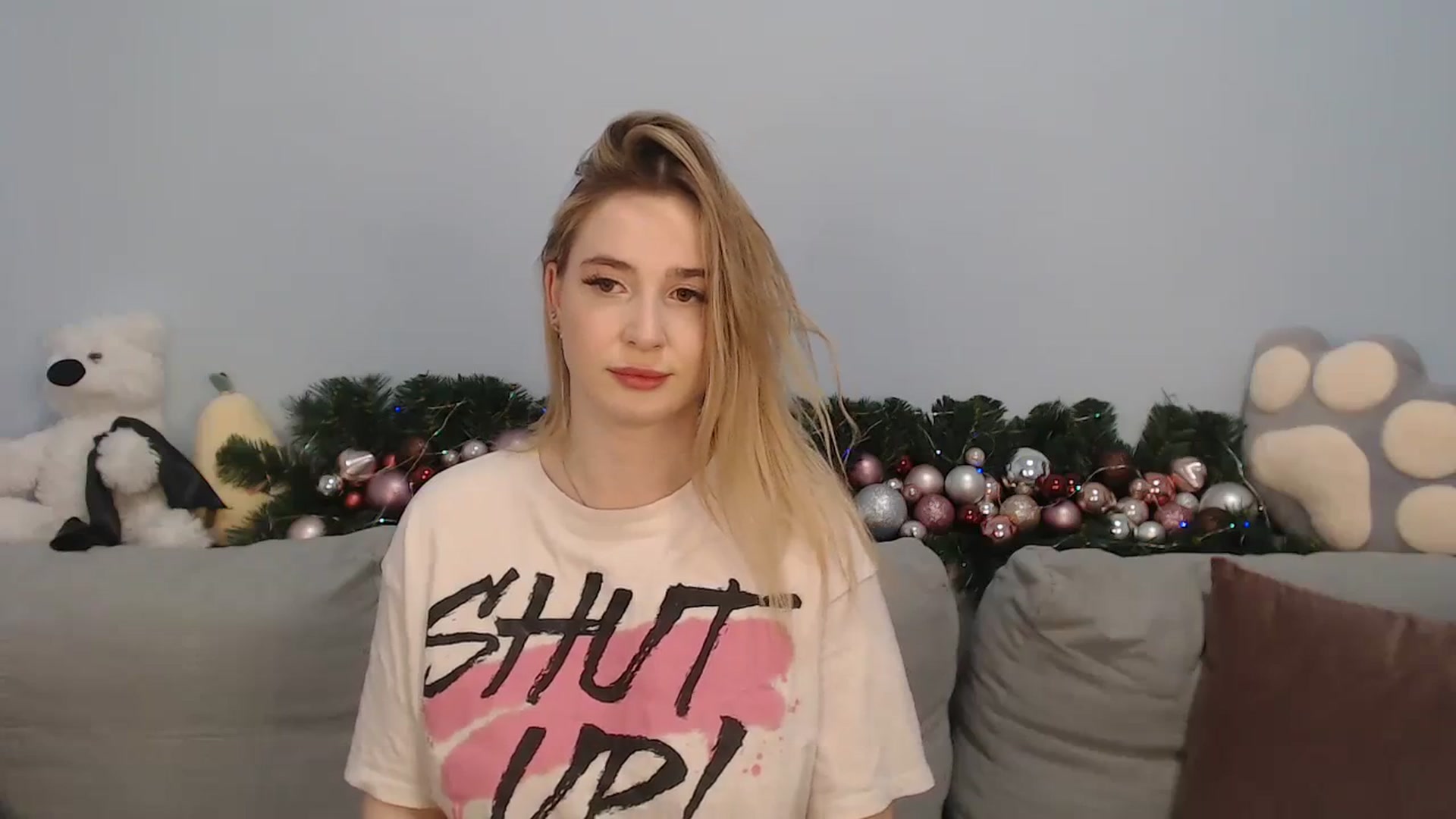 Gallery image thumbnail from SabrinaViolet's myfreecams stream on, 12/27/2023, 10:41 image 3 of 20