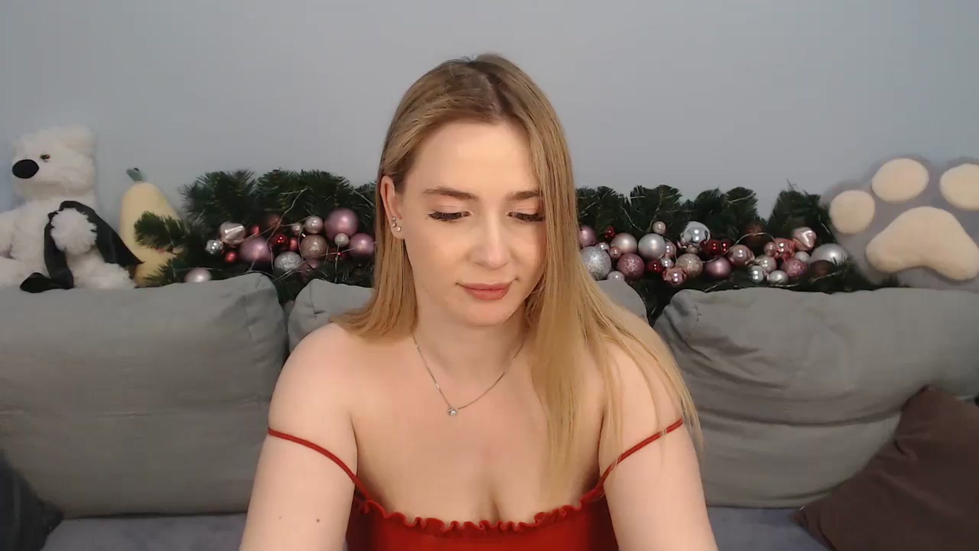 Gallery image thumbnail from SabrinaViolet's myfreecams stream on, 01/05/2024, 12:52 image 16 of 20