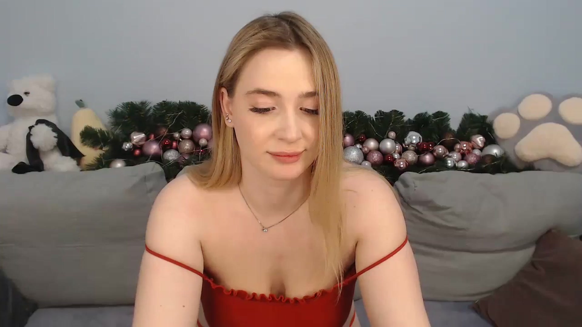 Gallery image thumbnail from SabrinaViolet's myfreecams stream on, 01/05/2024, 12:52 image 14 of 20