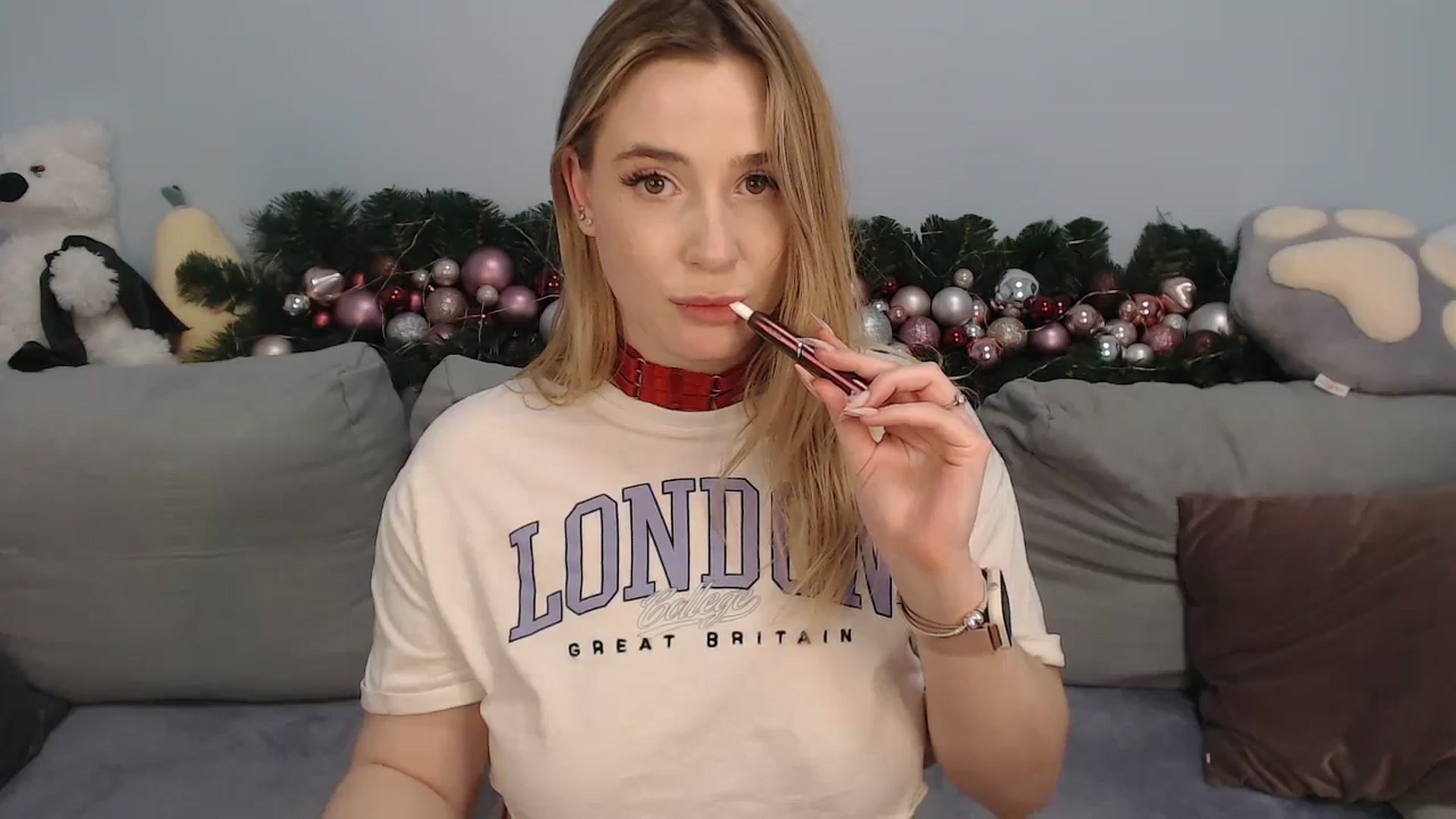 Gallery image thumbnail from SabrinaViolet's myfreecams stream on, 01/06/2024, 14:18 image 20 of 20
