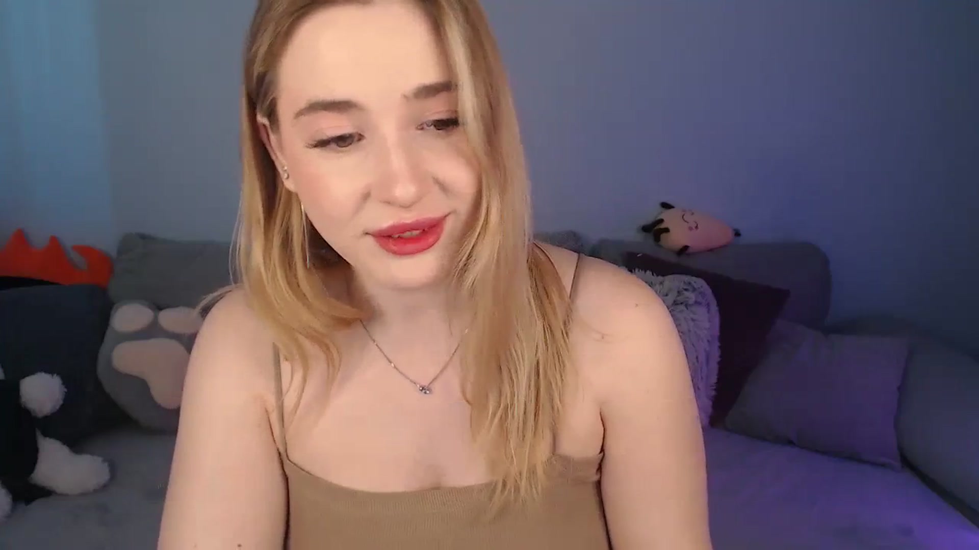 Gallery image thumbnail from SabrinaViolet's myfreecams stream on, 01/24/2024, 09:40 image 11 of 20