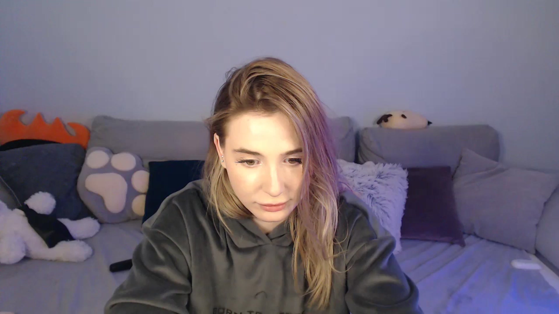 Gallery image thumbnail from SabrinaViolet's myfreecams stream on, 01/28/2024, 14:27 image 14 of 20