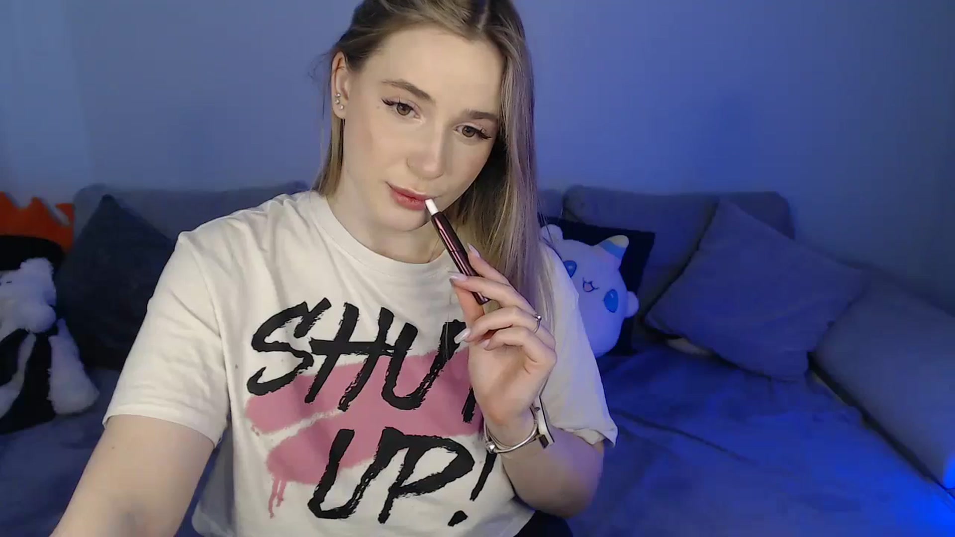 Gallery image thumbnail from SabrinaViolet's myfreecams stream on, 03/04/2024, 09:59 image 18 of 20