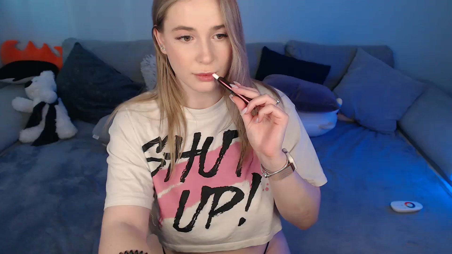 Gallery image thumbnail from SabrinaViolet's myfreecams stream on, 03/04/2024, 11:19 image 18 of 20