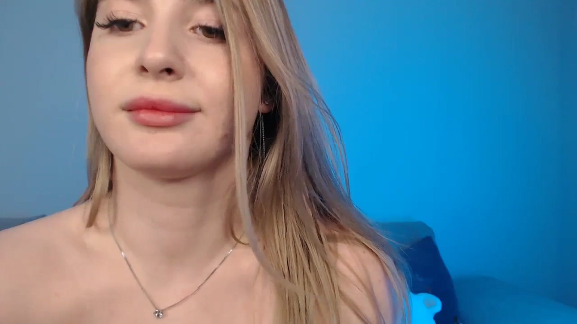 Gallery image thumbnail from SabrinaViolet's myfreecams stream on, 03/15/2024, 14:46 image 16 of 20