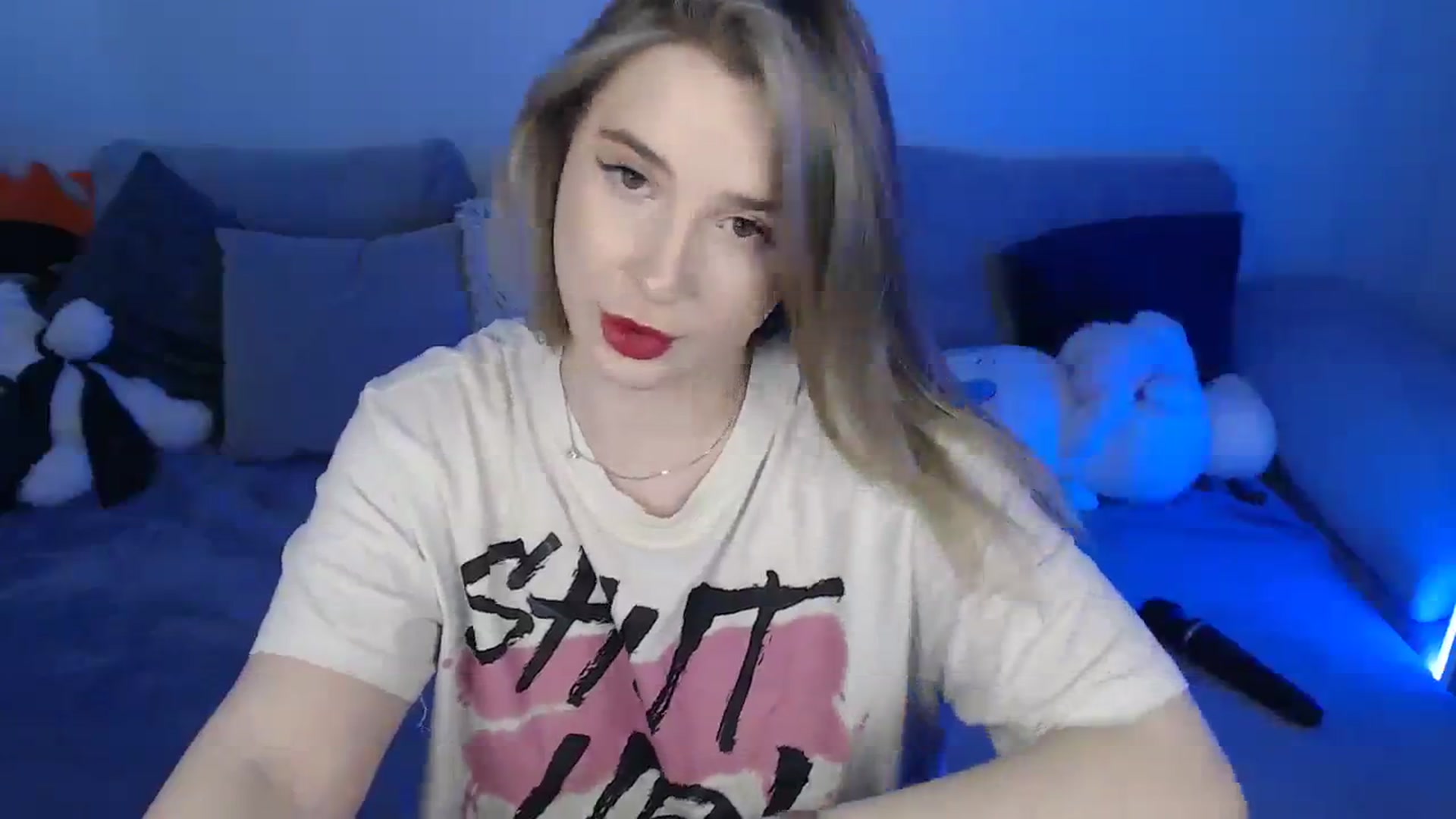 Gallery image thumbnail from SabrinaViolet's myfreecams stream on, 03/24/2024, 11:29 image 19 of 20