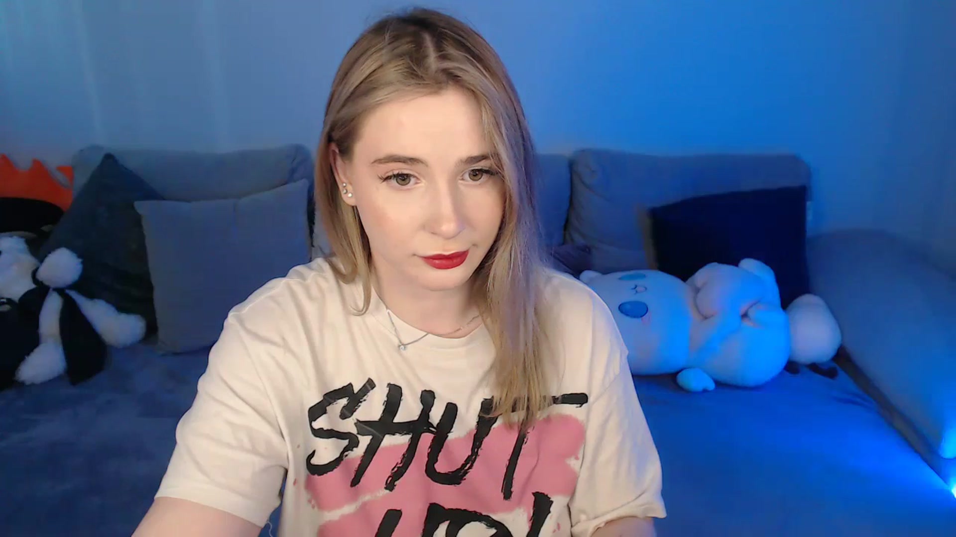 Gallery image thumbnail from SabrinaViolet's myfreecams stream on, 03/24/2024, 11:29 image 5 of 20