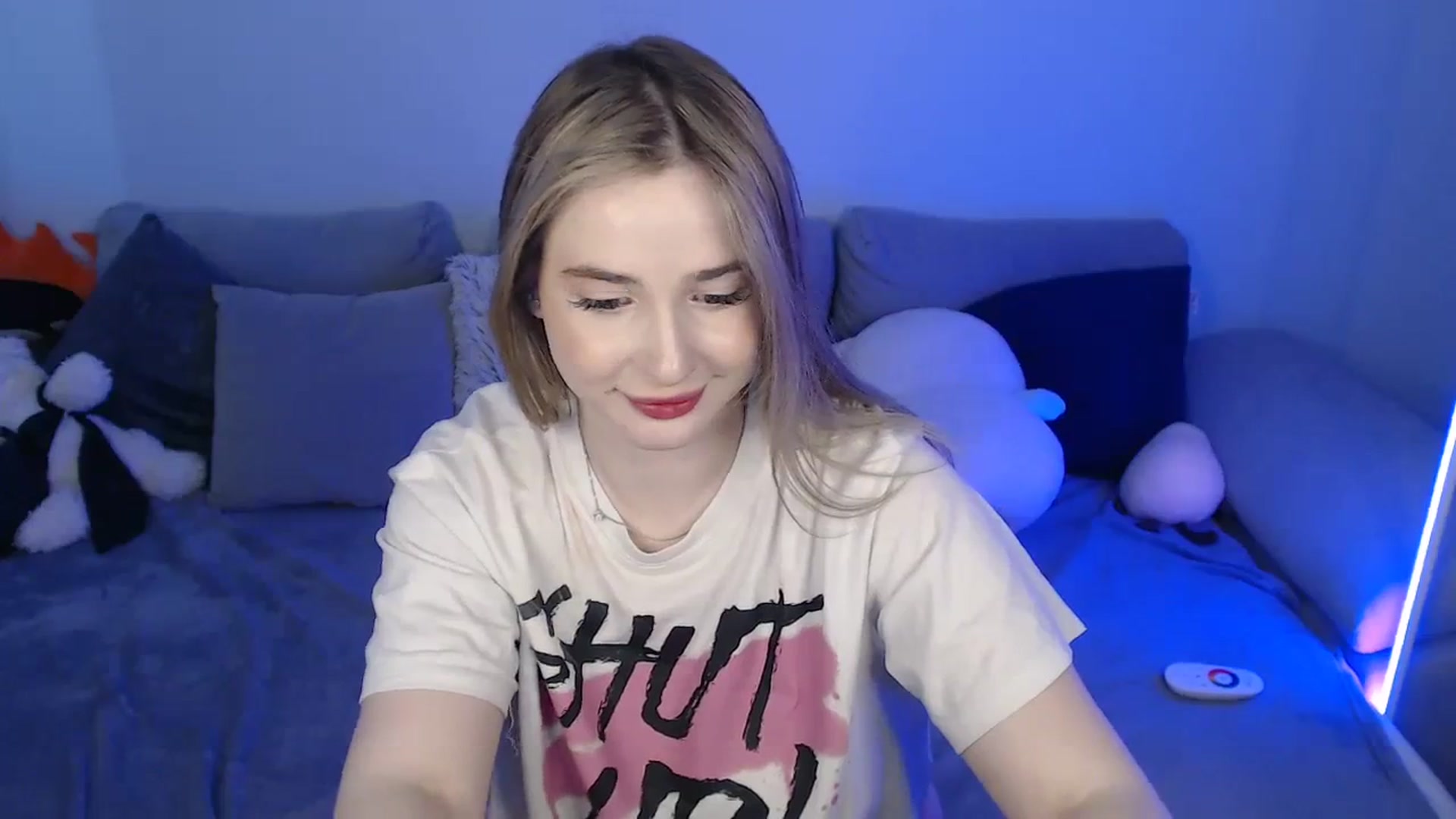 Gallery image thumbnail from SabrinaViolet's myfreecams stream on, 03/24/2024, 12:37 image 20 of 20
