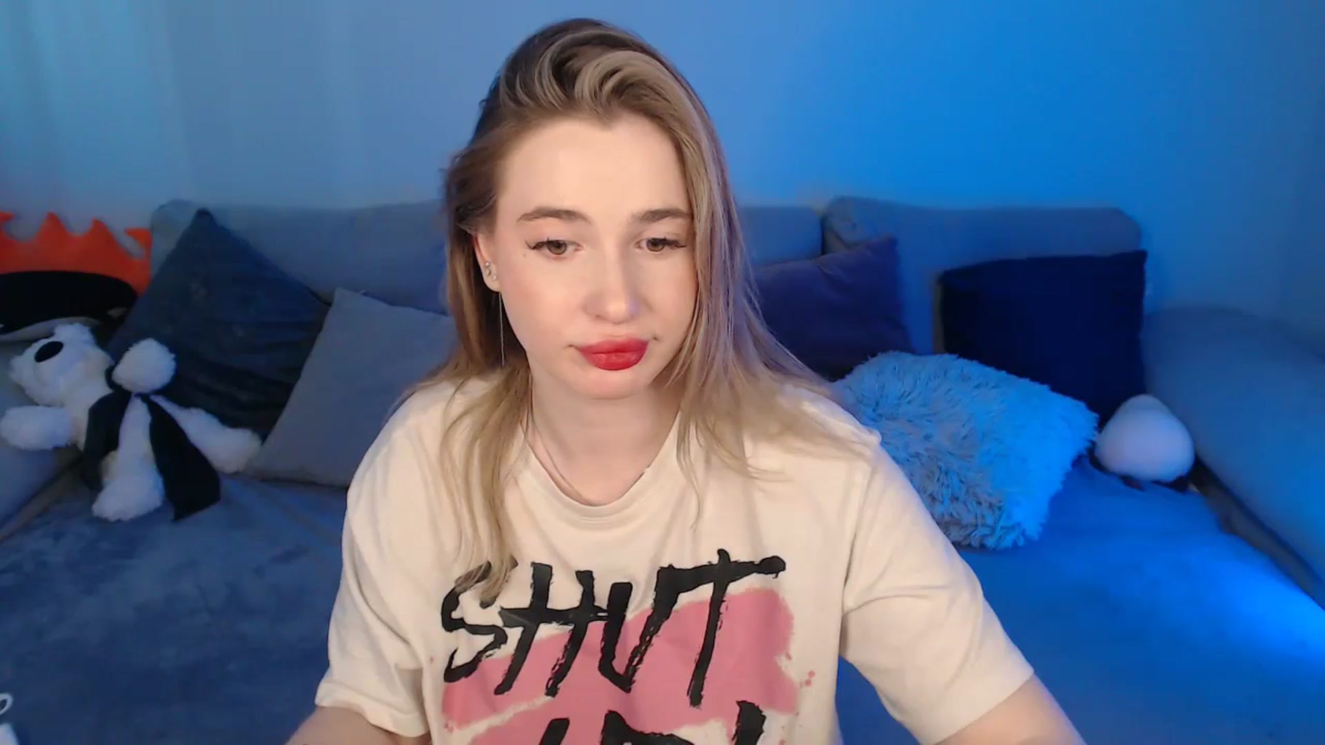 Gallery image thumbnail from SabrinaViolet's myfreecams stream on, 03/27/2024, 11:06 image 11 of 20