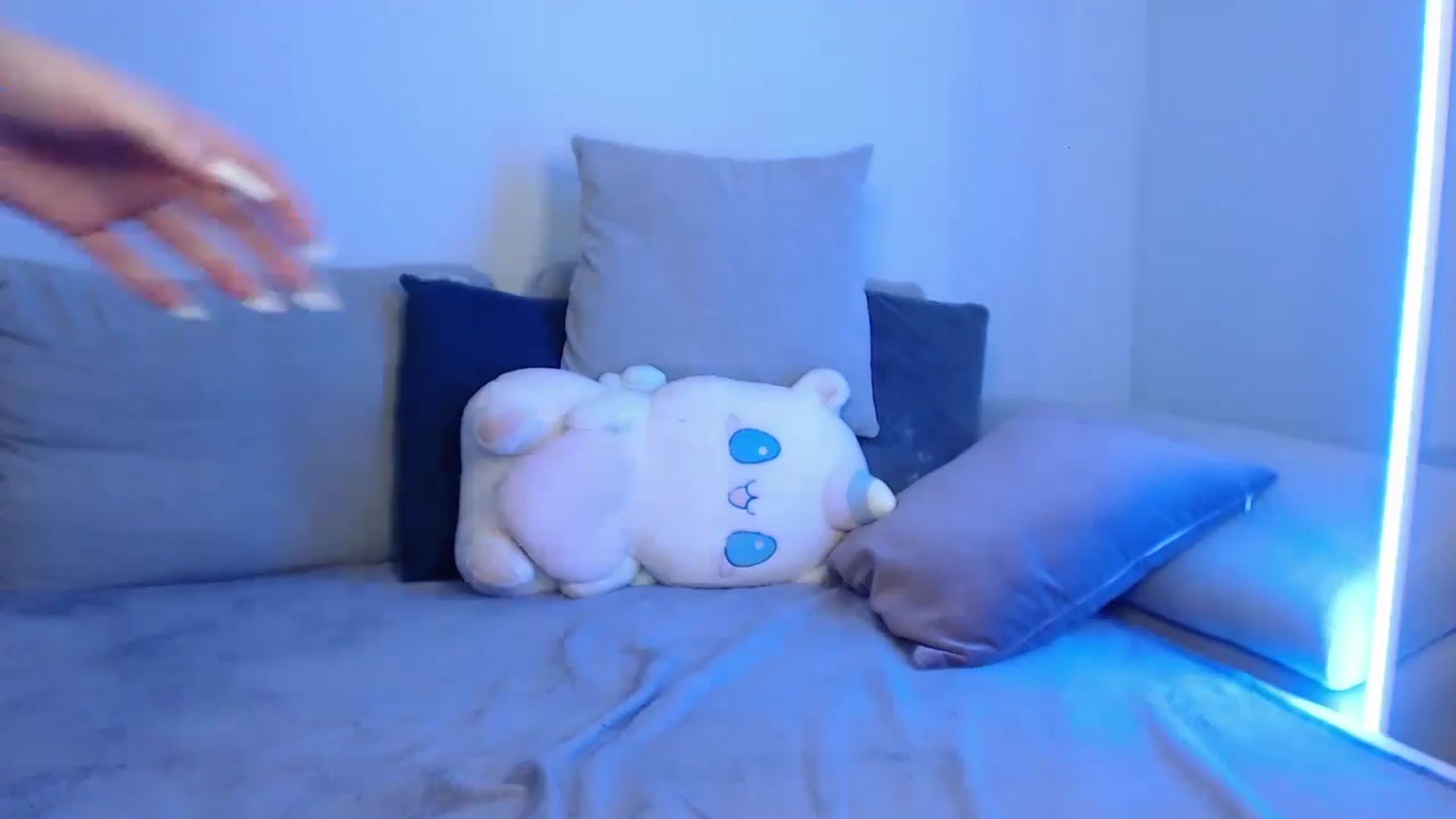 Gallery image thumbnail from SabrinaViolet's myfreecams stream on, 04/28/2024, 09:58 image 7 of 20
