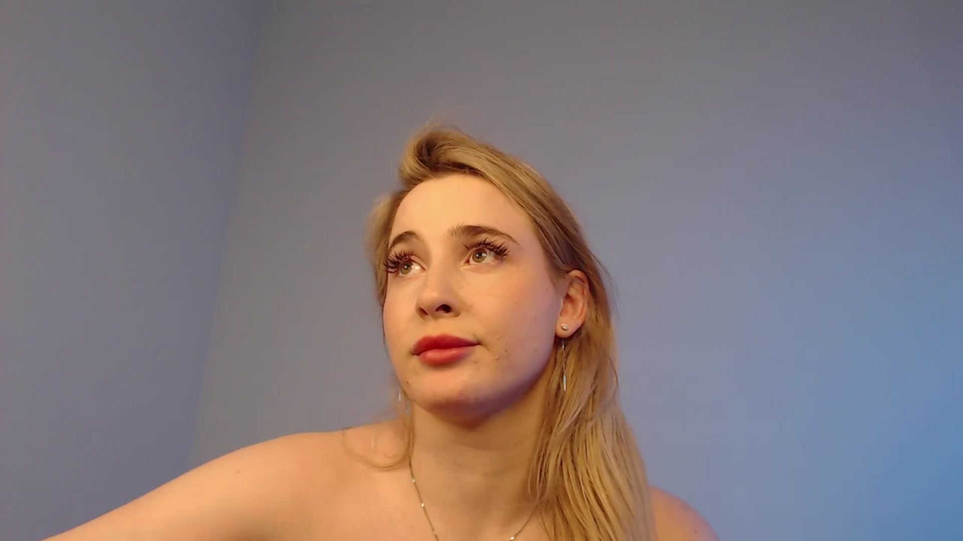 Gallery image thumbnail from SabrinaViolet's myfreecams stream on, 05/06/2024, 12:55 image 14 of 20