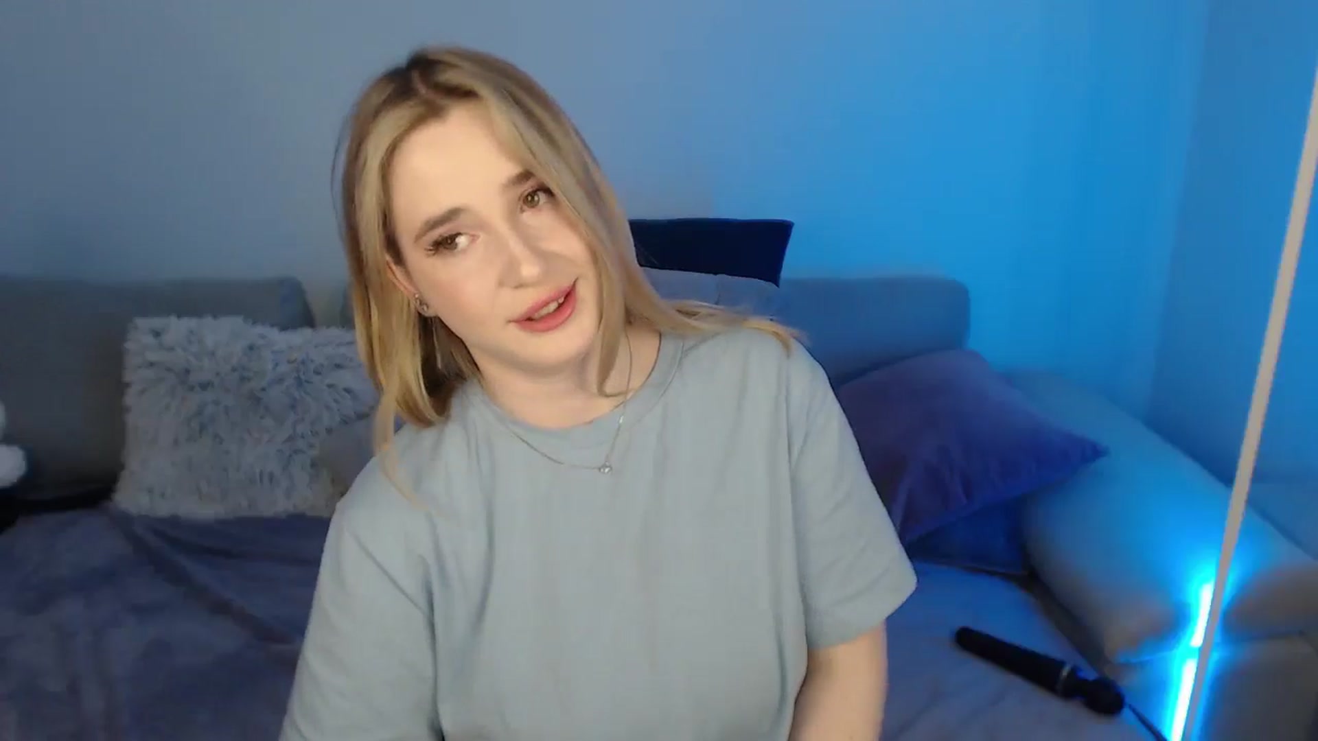Gallery image thumbnail from SabrinaViolet's myfreecams stream on, 05/08/2024, 10:16 image 2 of 20