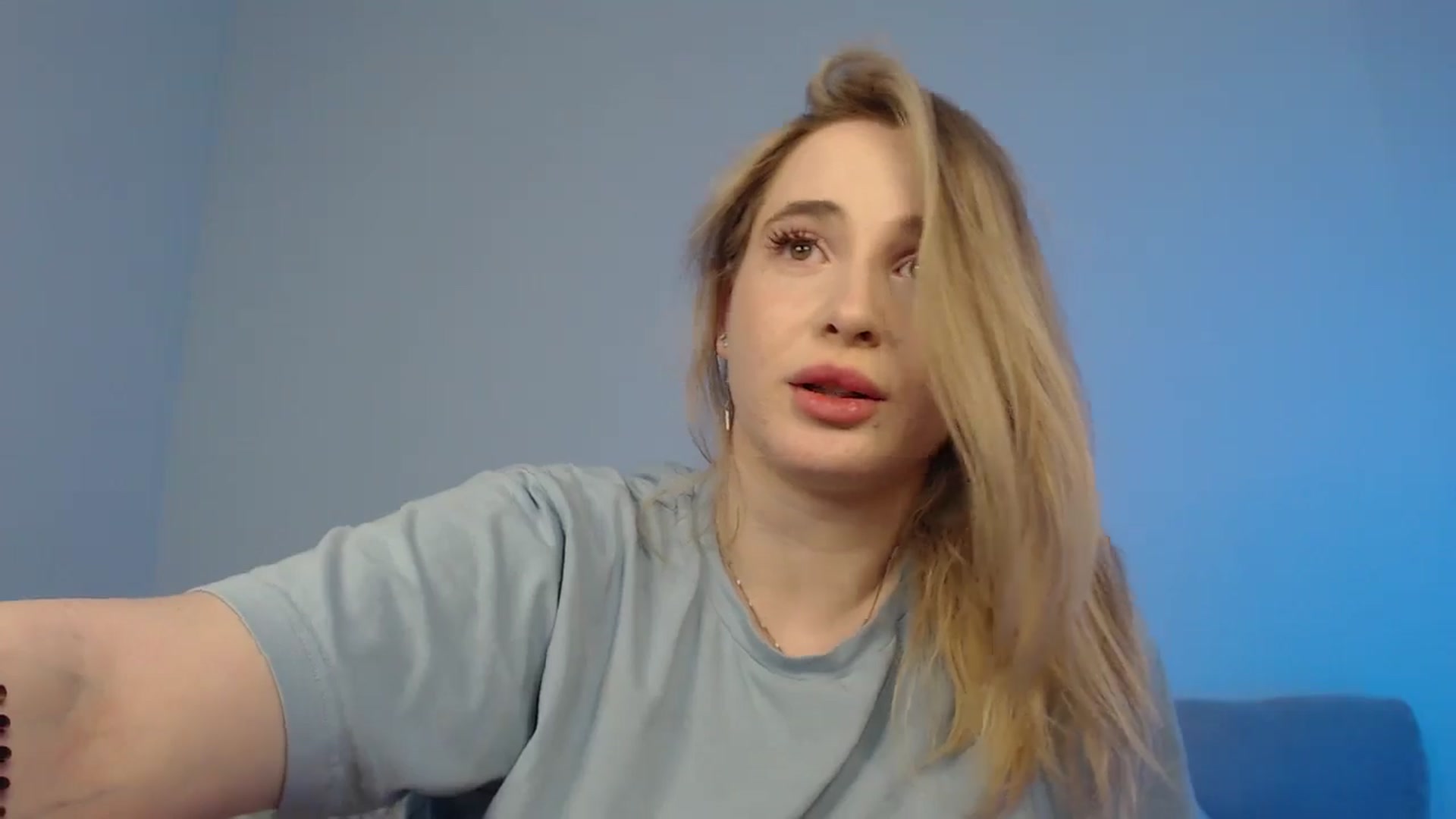Gallery image thumbnail from SabrinaViolet's myfreecams stream on, 05/08/2024, 11:06 image 14 of 20