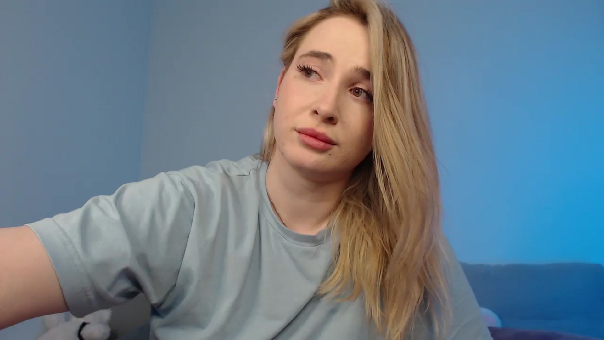 Gallery image thumbnail from SabrinaViolet's myfreecams stream on, 05/08/2024, 11:06 image 17 of 20