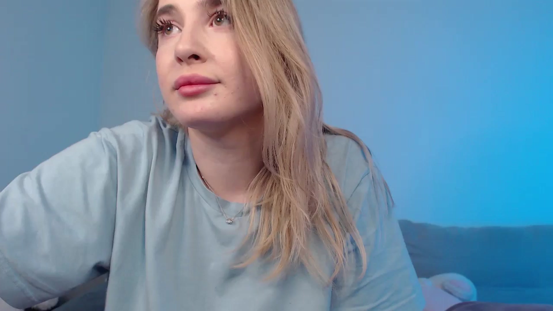 Gallery image thumbnail from SabrinaViolet's myfreecams stream on, 05/08/2024, 11:50 image 7 of 20
