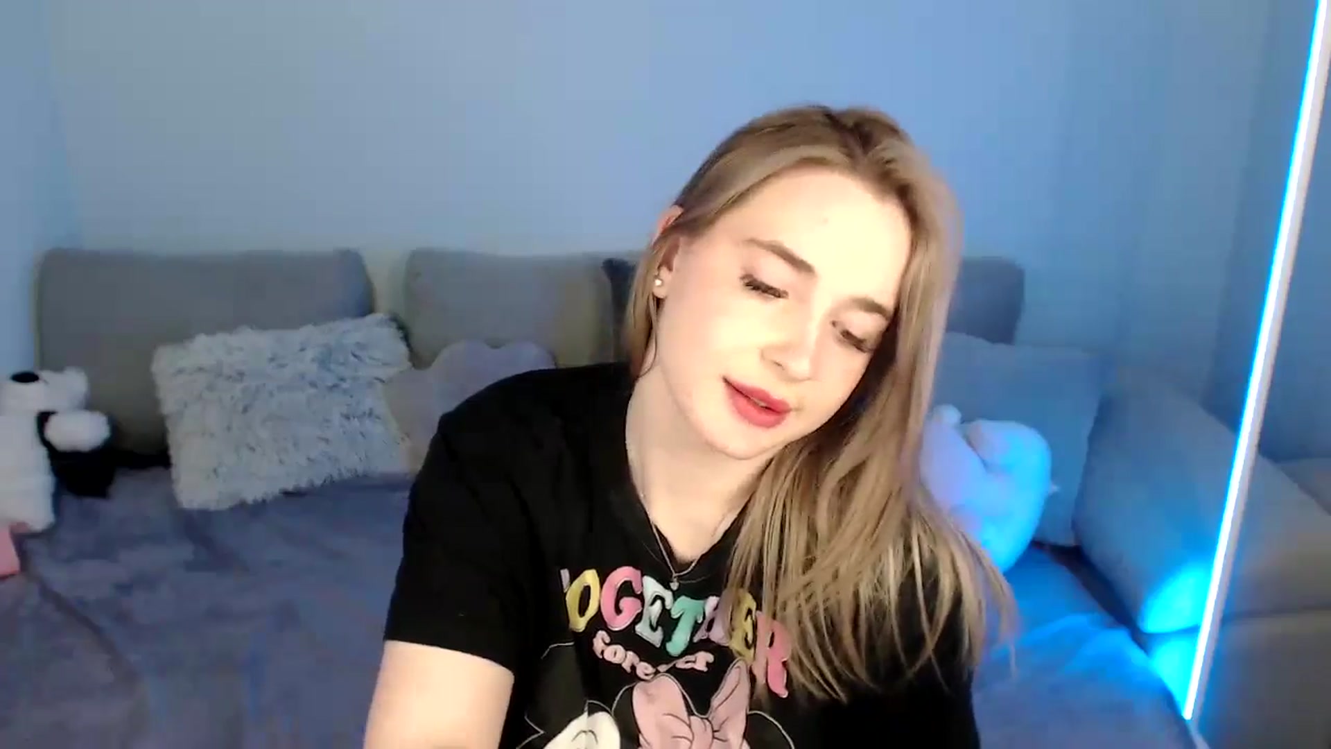 Gallery image thumbnail from SabrinaViolet's myfreecams stream on, 05/10/2024, 13:24 image 3 of 20