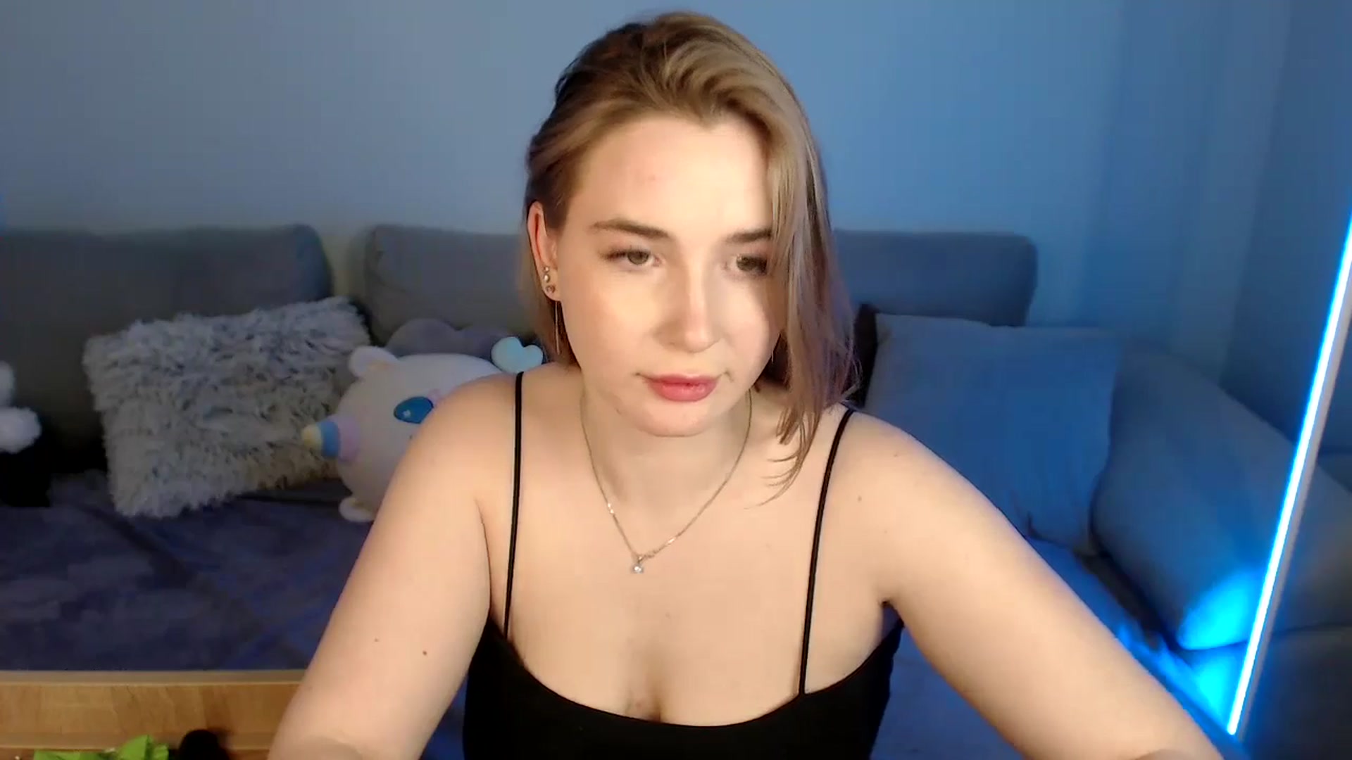 Gallery image thumbnail from SabrinaViolet's myfreecams stream on, 05/10/2024, 13:52 image 20 of 20