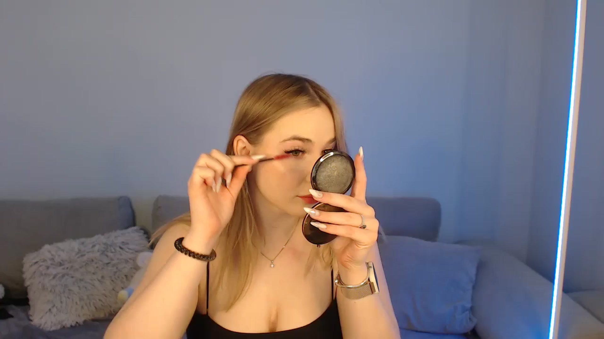 Gallery image thumbnail from SabrinaViolet's myfreecams stream on, 05/11/2024, 09:42 image 2 of 20
