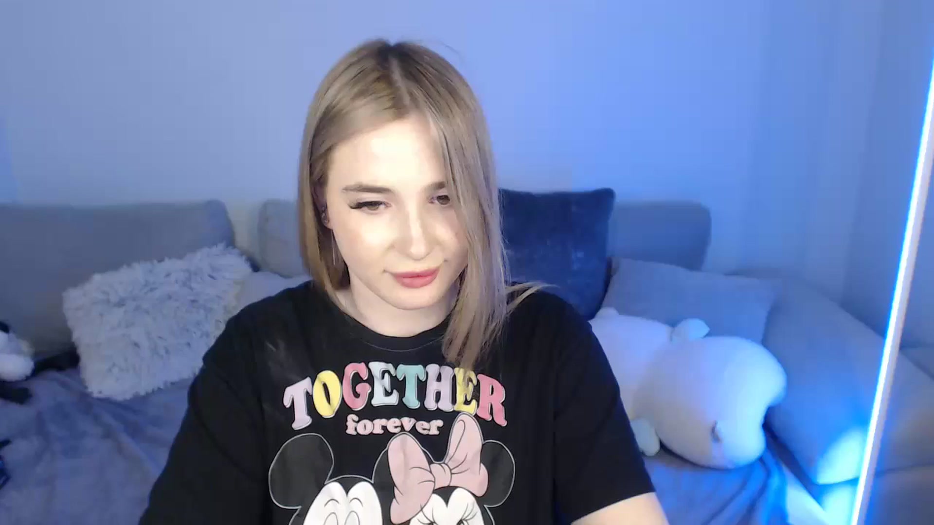 Gallery image thumbnail from SabrinaViolet's myfreecams stream on, 05/11/2024, 13:51 image 9 of 20