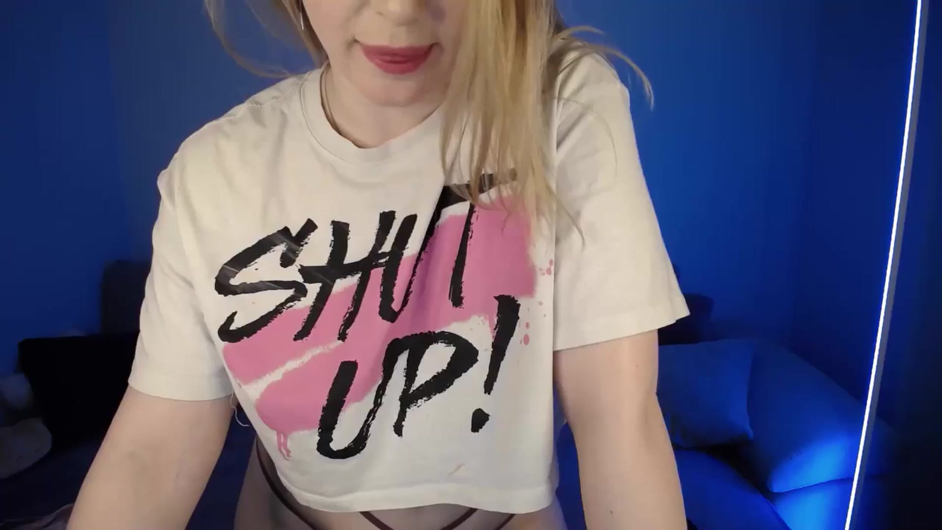 Gallery image thumbnail from SabrinaViolet's myfreecams stream on, 05/17/2024, 11:55 image 13 of 20