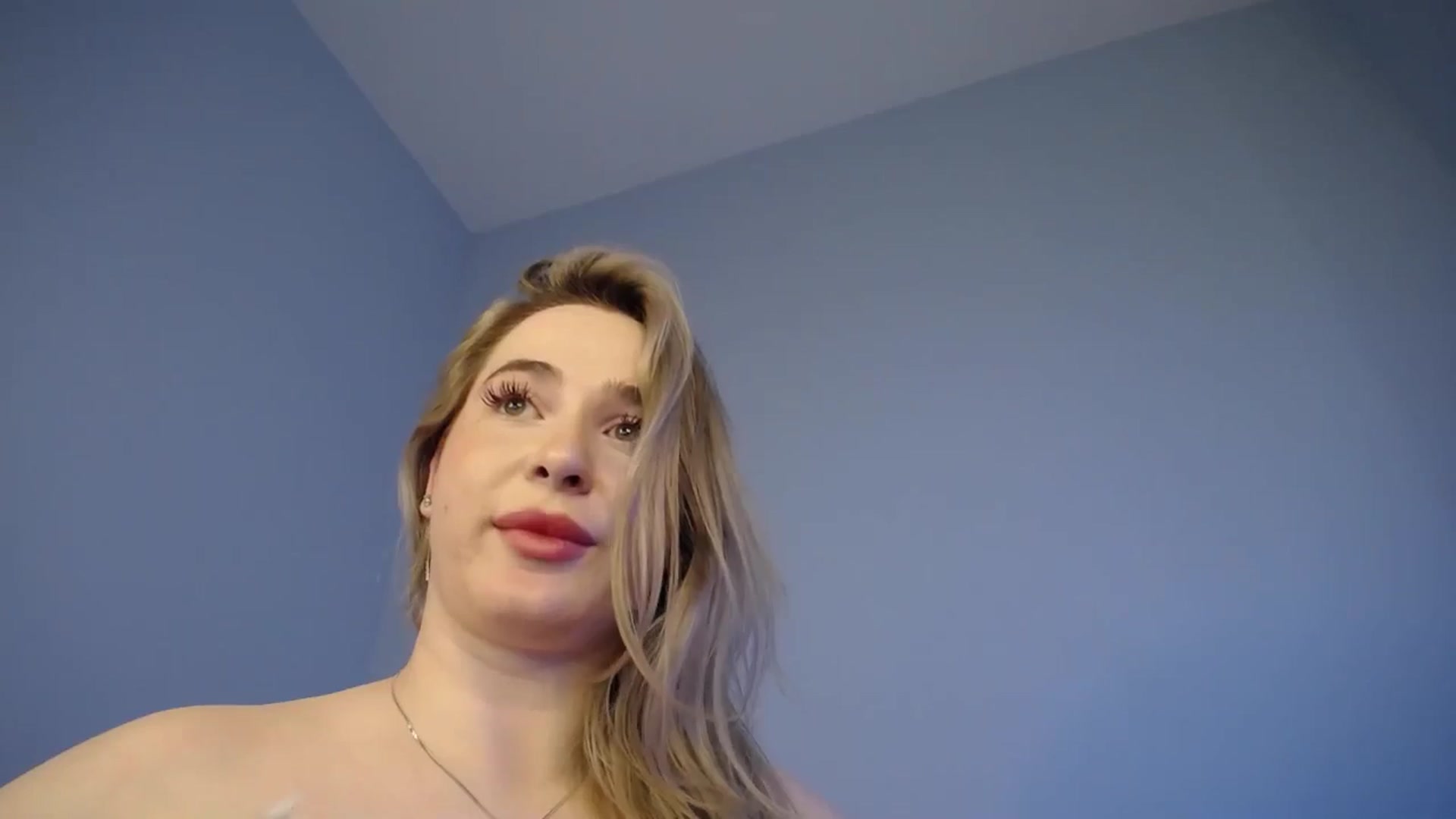 Gallery image thumbnail from SabrinaViolet's myfreecams stream on, 05/29/2024, 11:47 image 6 of 20