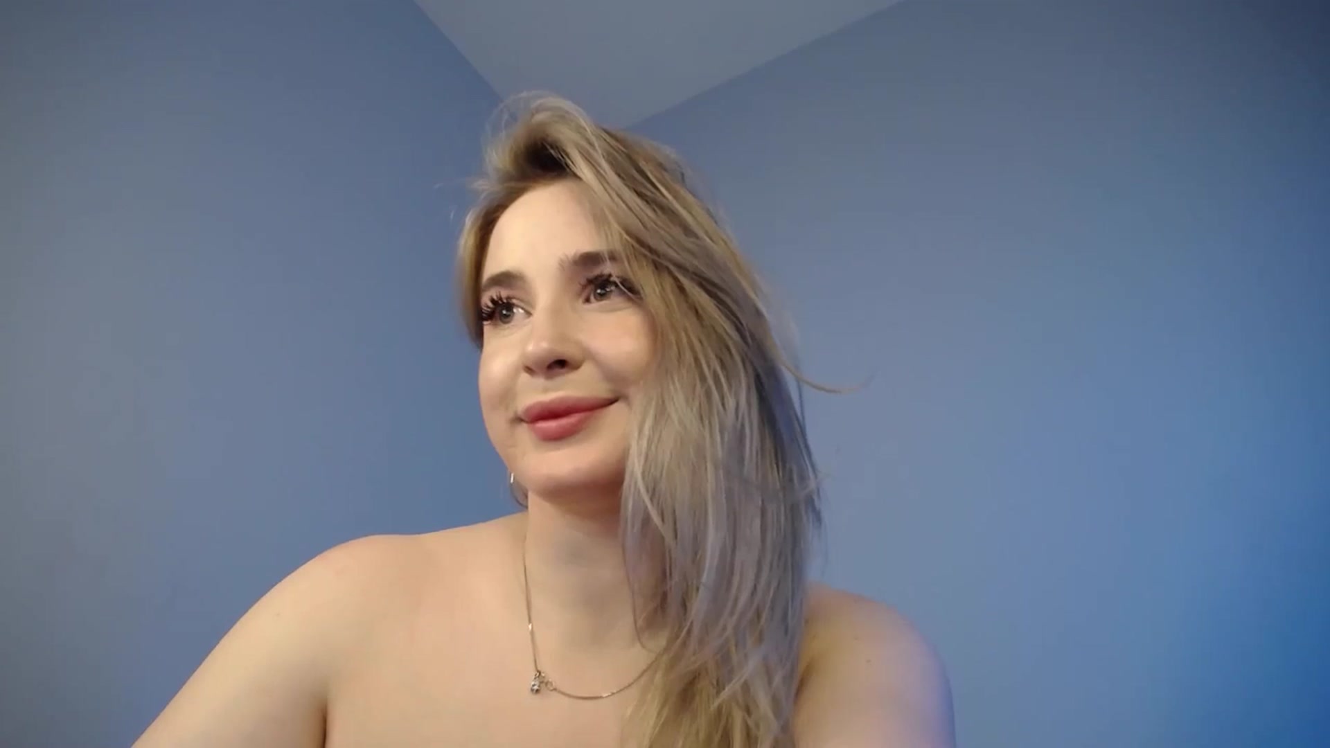 Gallery image thumbnail from SabrinaViolet's myfreecams stream on, 06/09/2024, 13:43 image 7 of 20