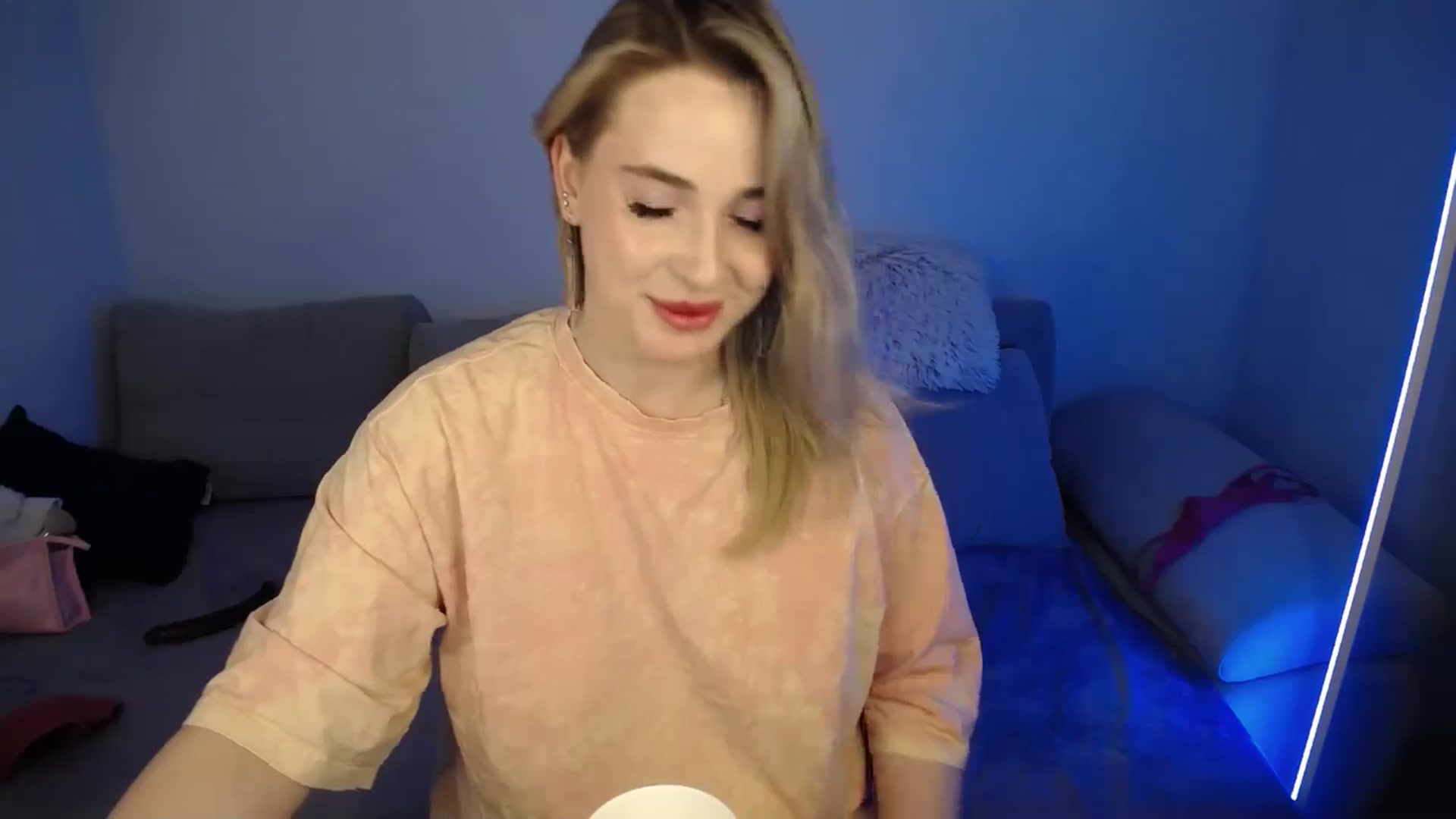 Gallery image thumbnail from SabrinaViolet's myfreecams stream on, 06/22/2024, 13:37 image 7 of 20