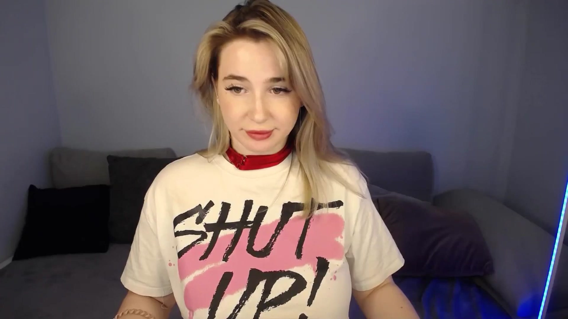 Gallery image thumbnail from SabrinaViolet's myfreecams stream on, 06/28/2024, 12:07 image 11 of 20