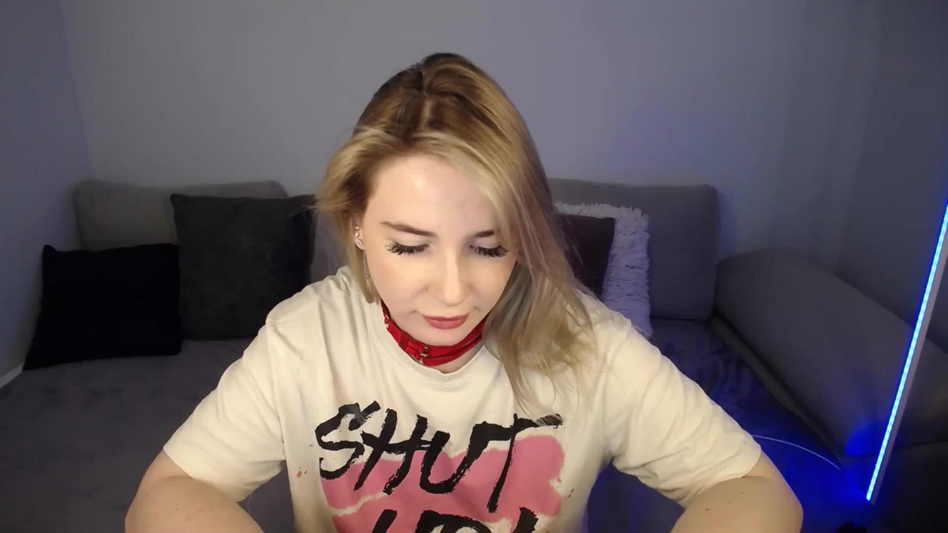 Gallery image thumbnail from SabrinaViolet's myfreecams stream on, 06/28/2024, 12:59 image 10 of 20
