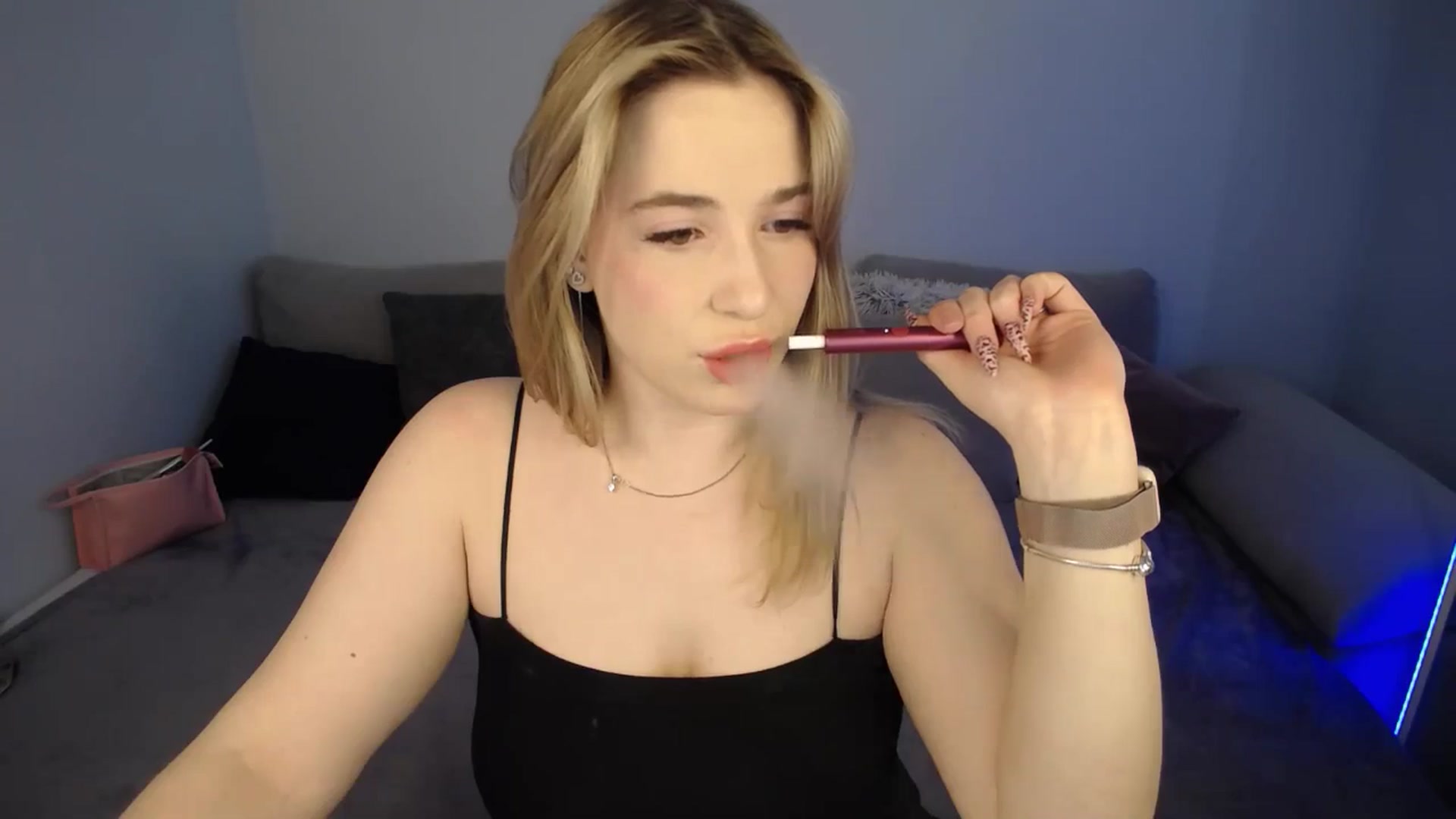 Gallery image thumbnail from SabrinaViolet's myfreecams stream on, 06/30/2024, 08:26 image 18 of 20