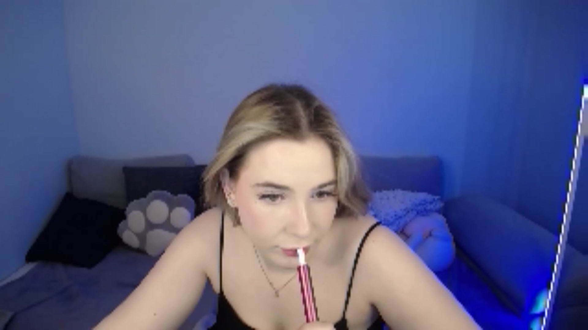 Gallery image thumbnail from SabrinaViolet's myfreecams stream on, 07/06/2024, 08:22 image 20 of 20