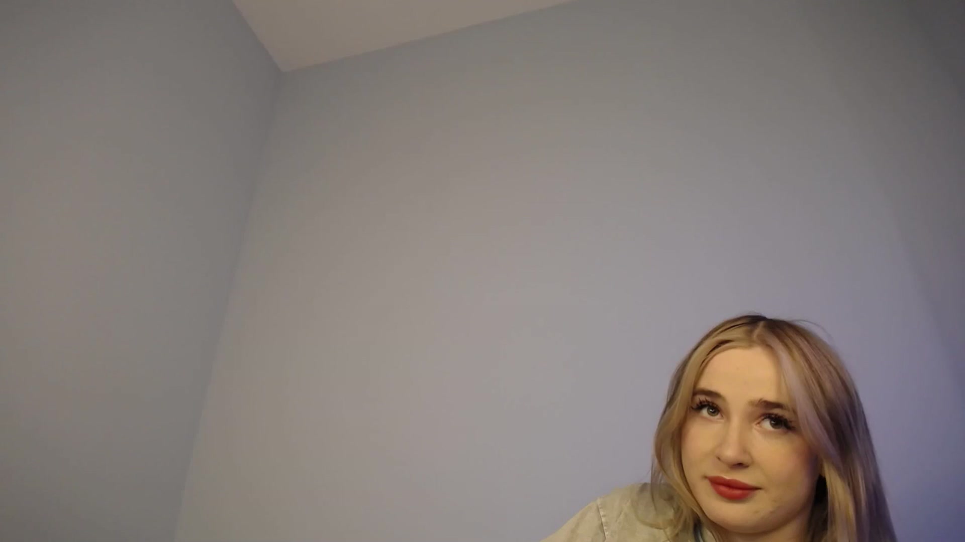 Gallery image thumbnail from SabrinaViolet's myfreecams stream on, 07/14/2024, 08:25 image 1 of 20