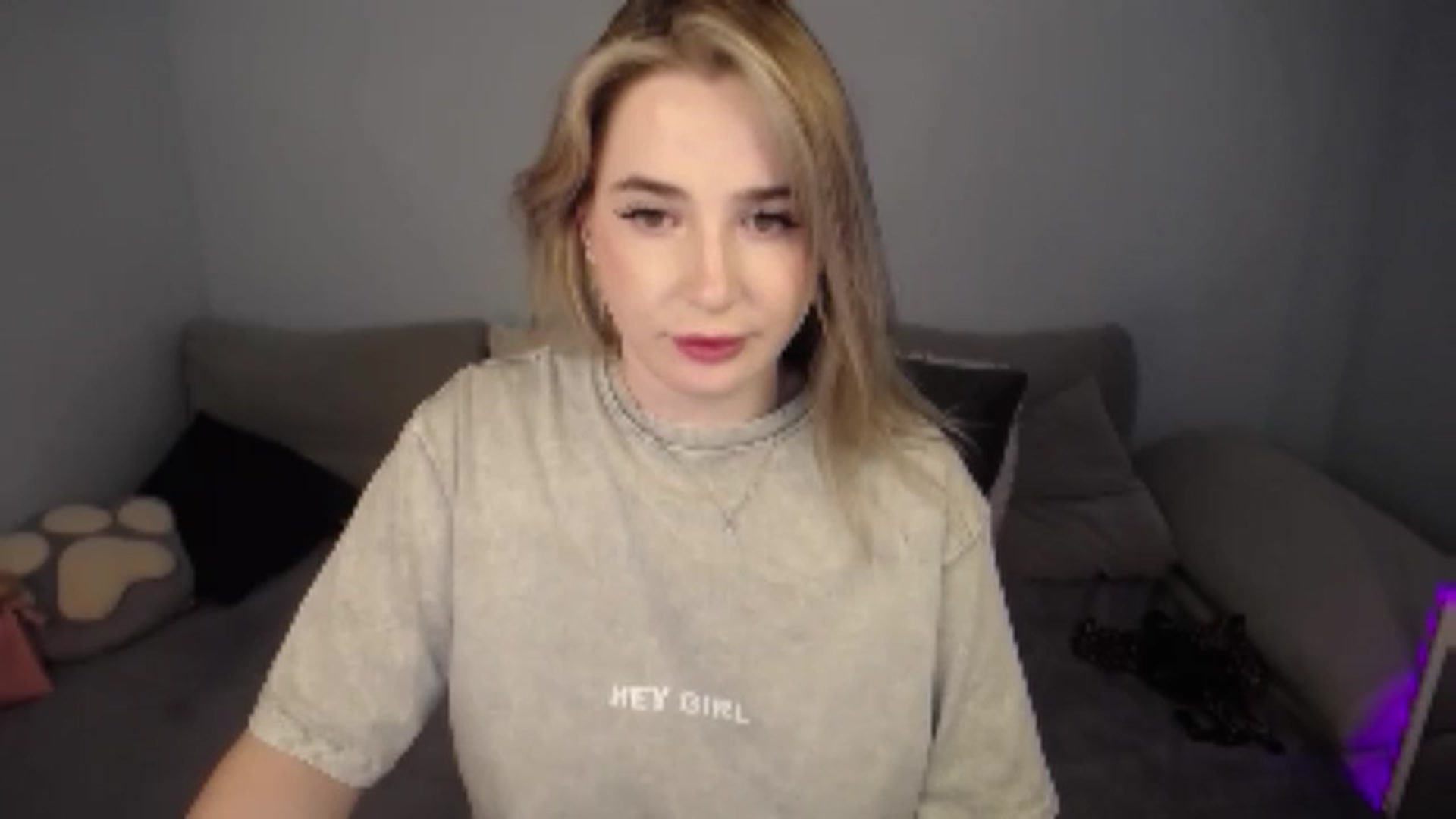 Gallery image thumbnail from SabrinaViolet's myfreecams stream on, 07/23/2024, 11:53 image 8 of 20