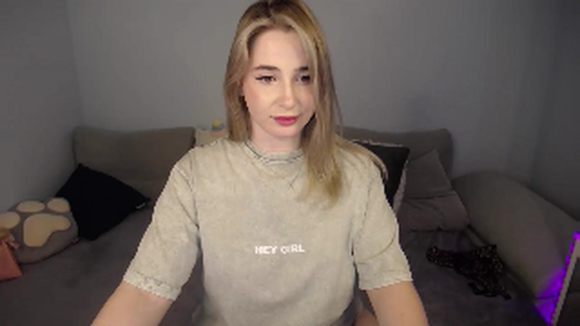 Gallery image thumbnail from SabrinaViolet's myfreecams stream on, 07/23/2024, 12:30 image 3 of 20