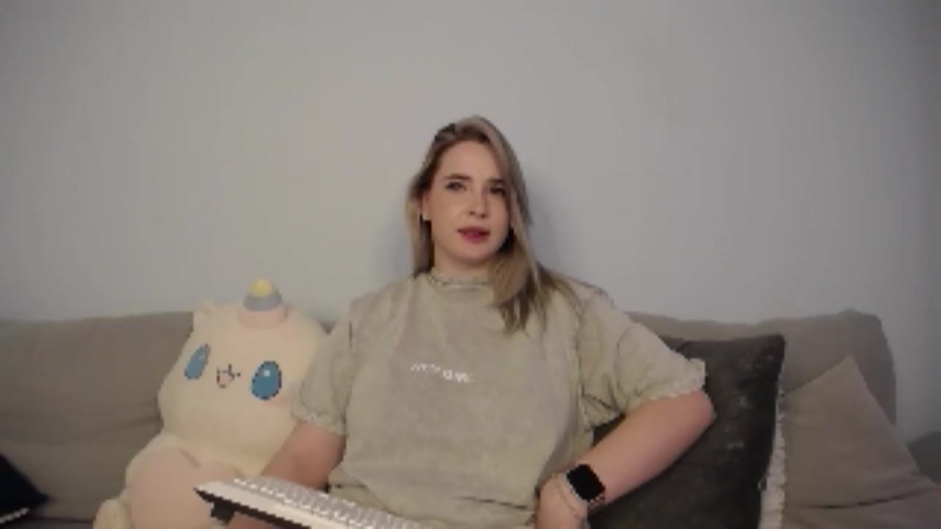 Gallery image thumbnail from SabrinaViolet's myfreecams stream on, 07/23/2024, 13:47 image 10 of 20