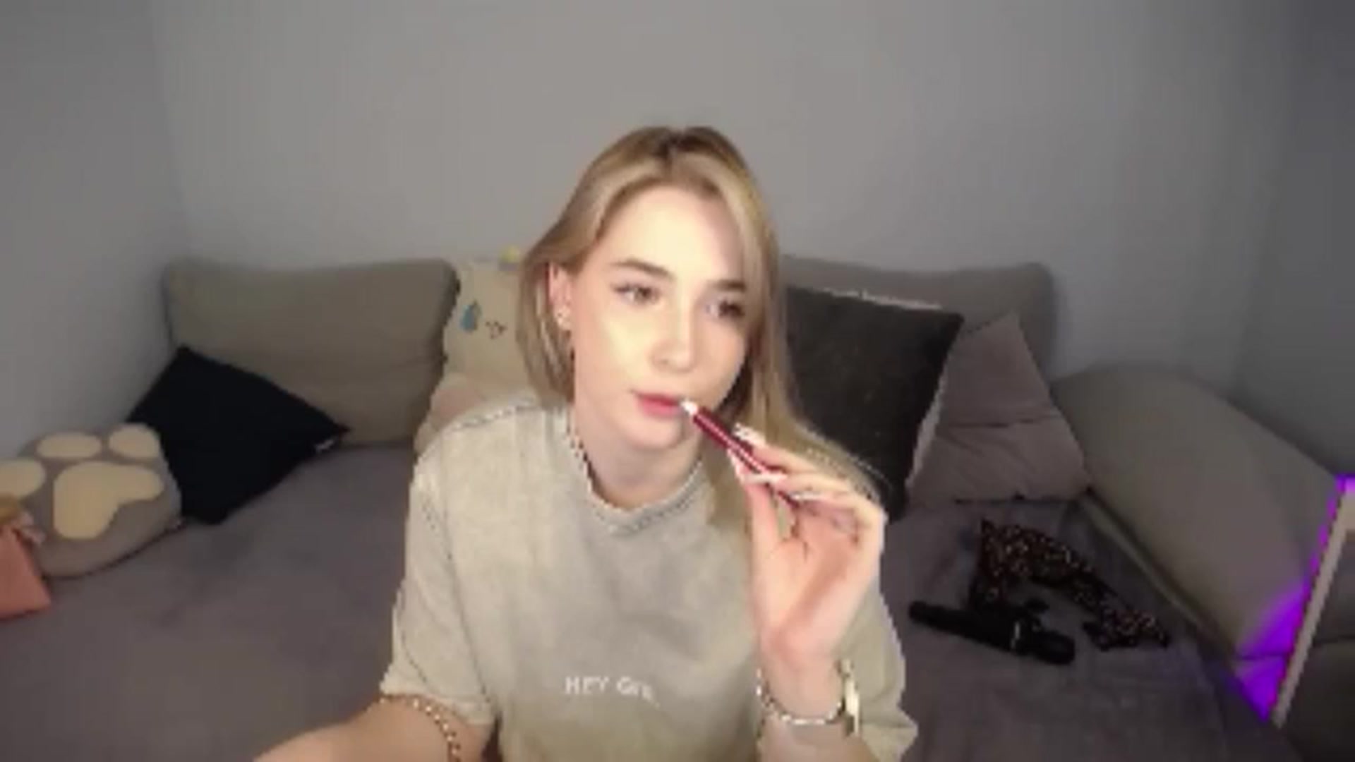 Gallery image thumbnail from SabrinaViolet's myfreecams stream on, 07/23/2024, 13:47 image 8 of 20