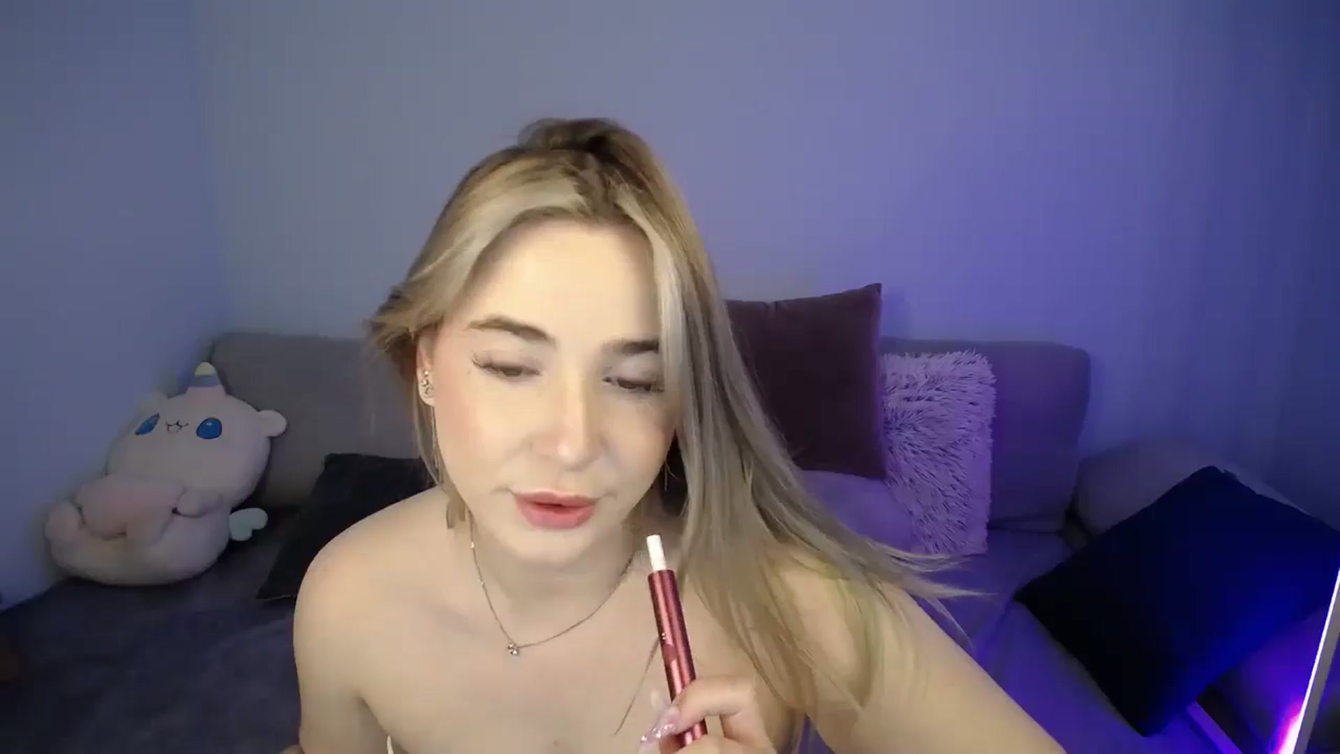 Gallery image thumbnail from SabrinaViolet's myfreecams stream on, 08/09/2024, 09:21 image 16 of 20