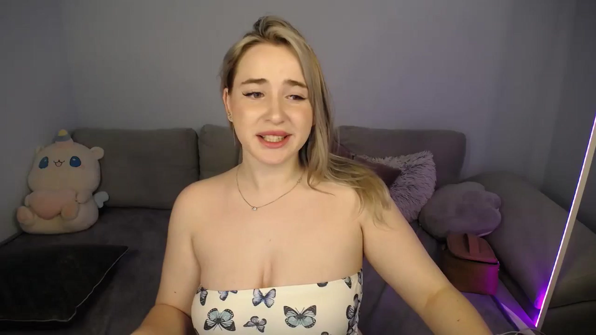 Gallery image thumbnail from SabrinaViolet's myfreecams stream on, 08/17/2024, 12:22 image 20 of 20