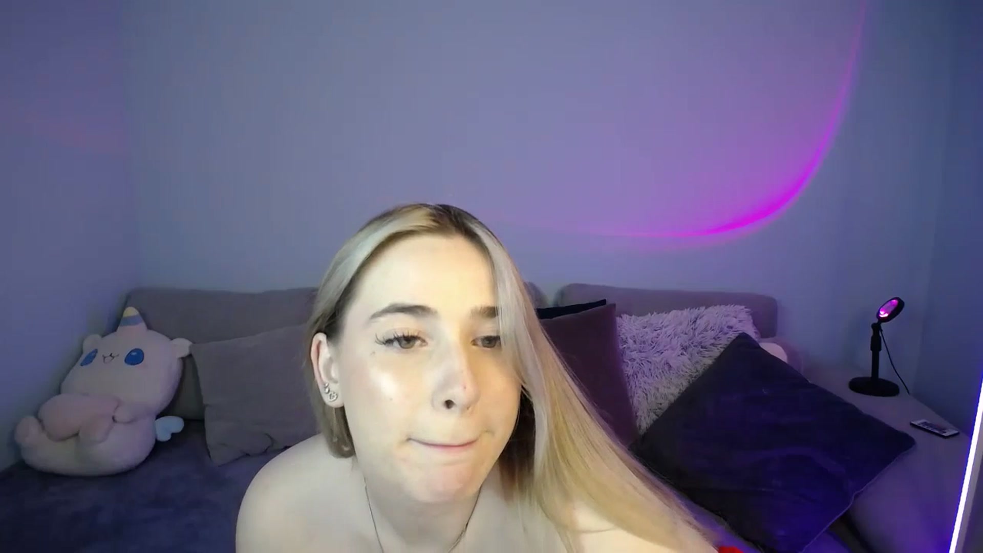 Gallery image thumbnail from SabrinaViolet's myfreecams stream on, 08/27/2024, 13:02 image 3 of 20