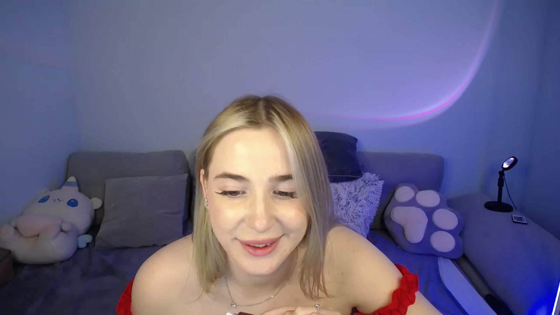 Gallery image thumbnail from SabrinaViolet's myfreecams stream on, 08/30/2024, 13:28 image 14 of 20